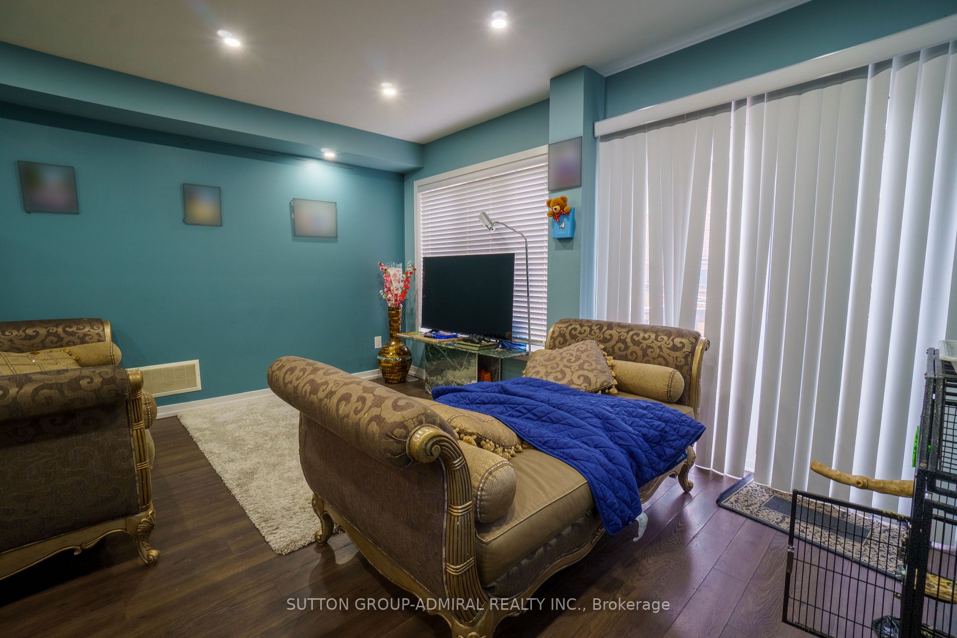 36 Hoover Rd