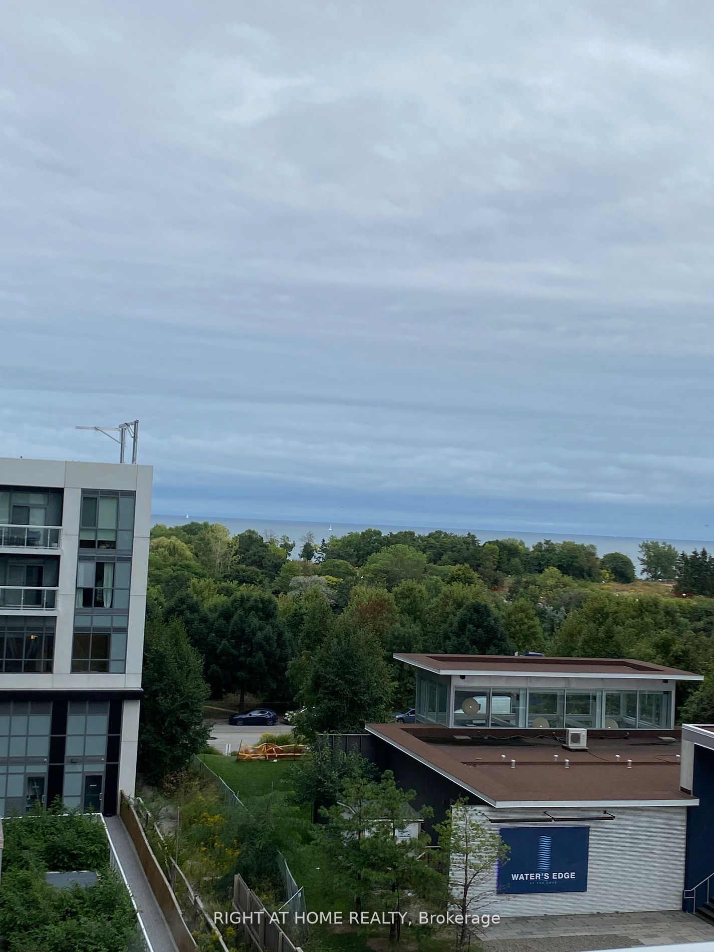 70 Annie Craig Dr W, #413