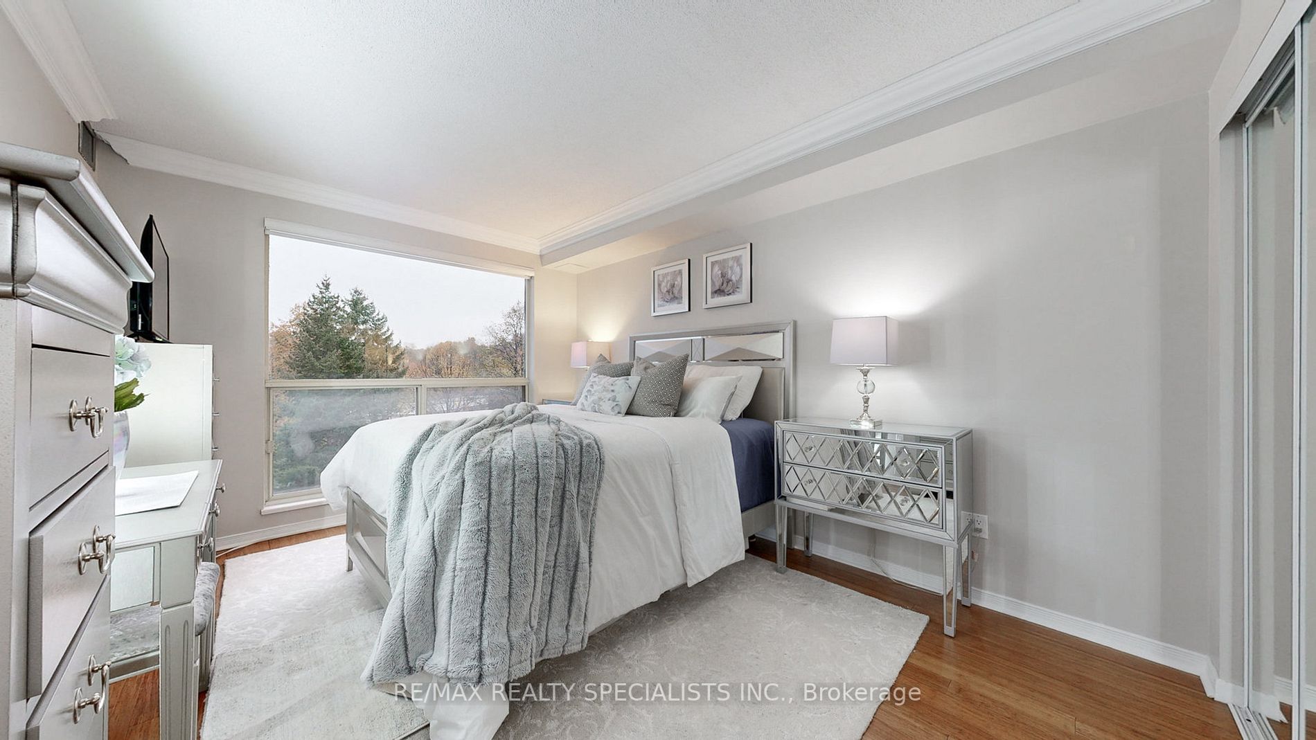 1700 The Collegeway Way, #402