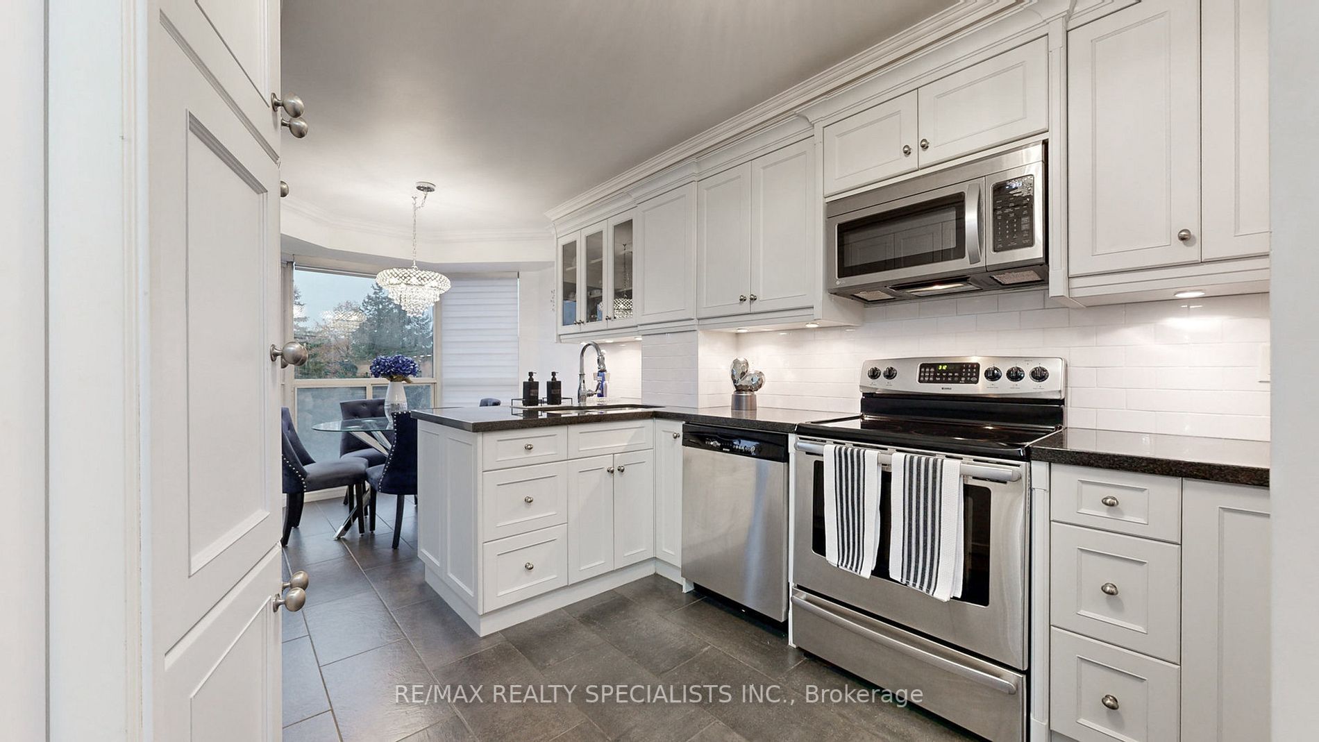 1700 The Collegeway Way, #402
