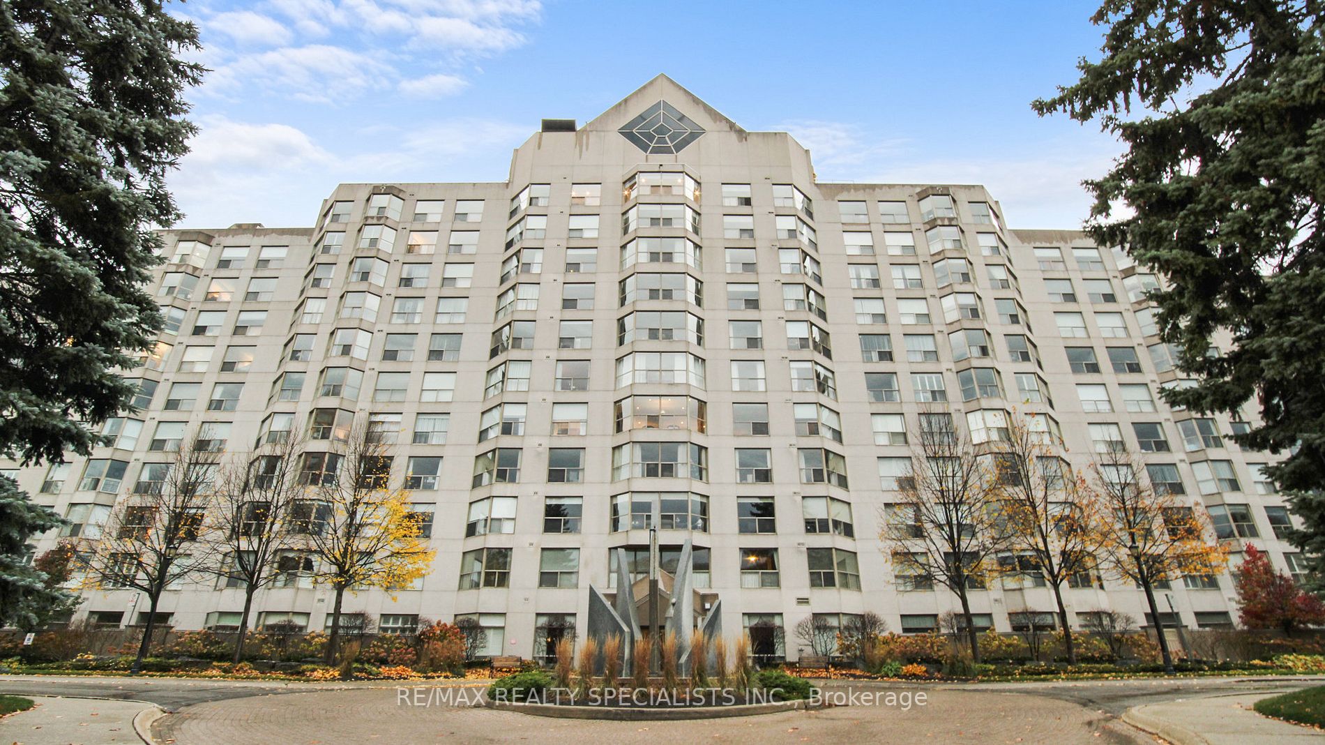 1700 The Collegeway Way, #402