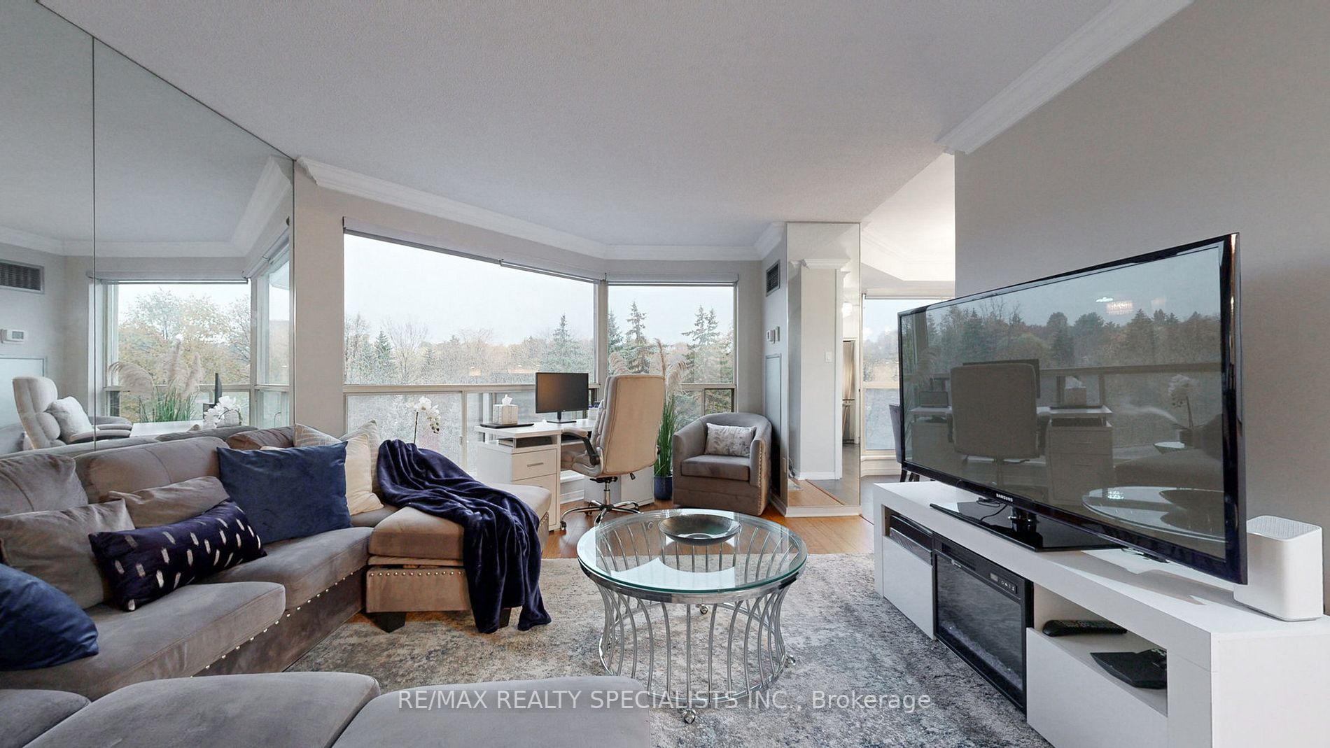 1700 The Collegeway Way, #402