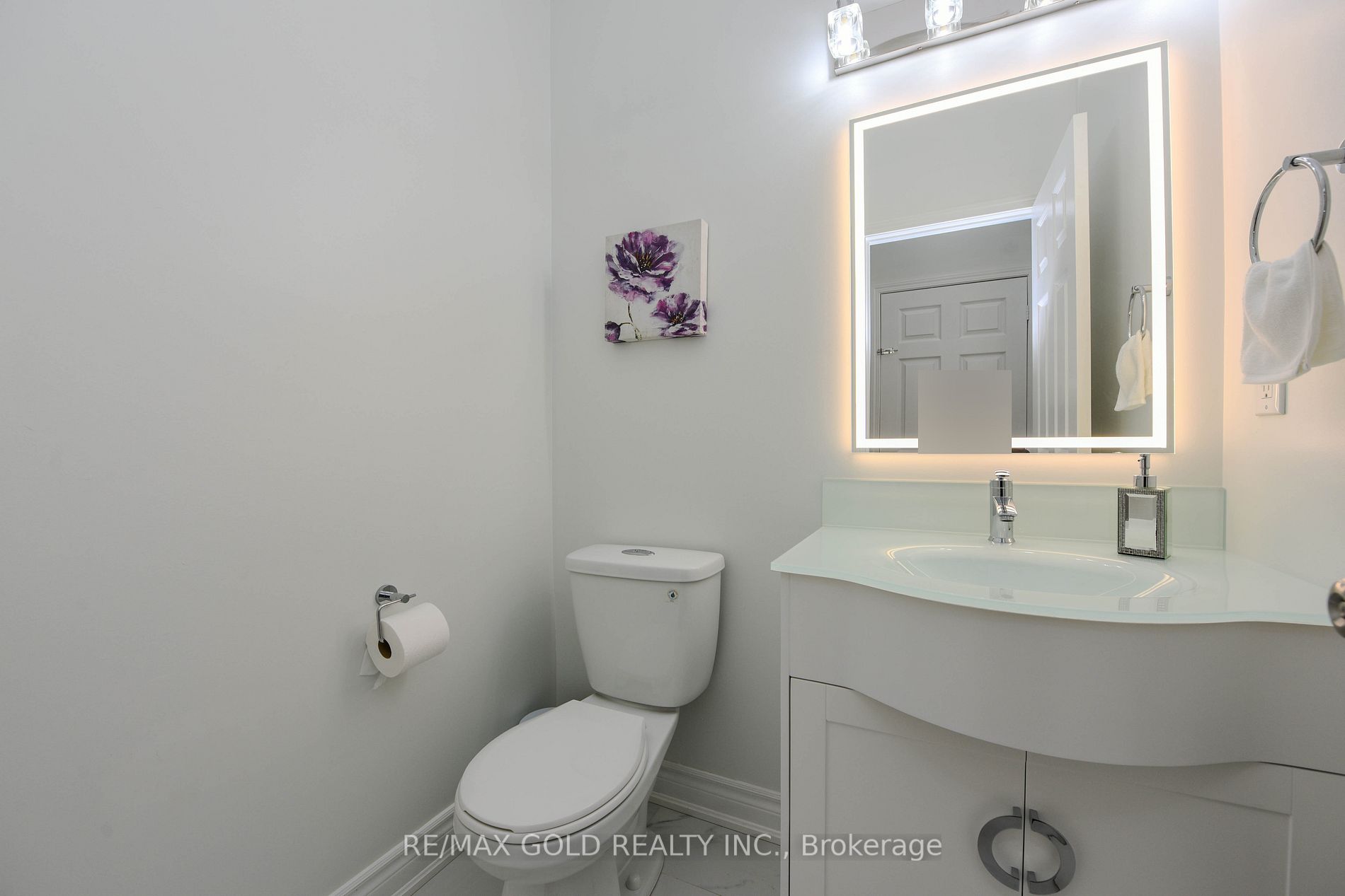 1360 Weir Chse
