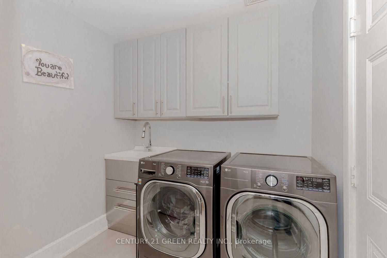 146 Lloyd Sanderson Dr