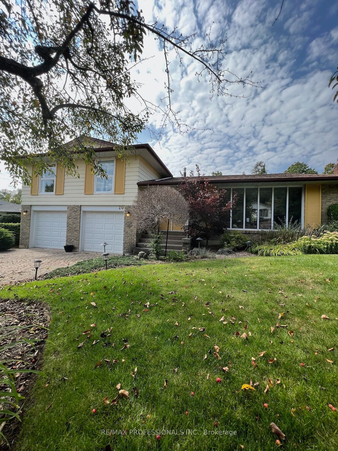 20 Noble Crt