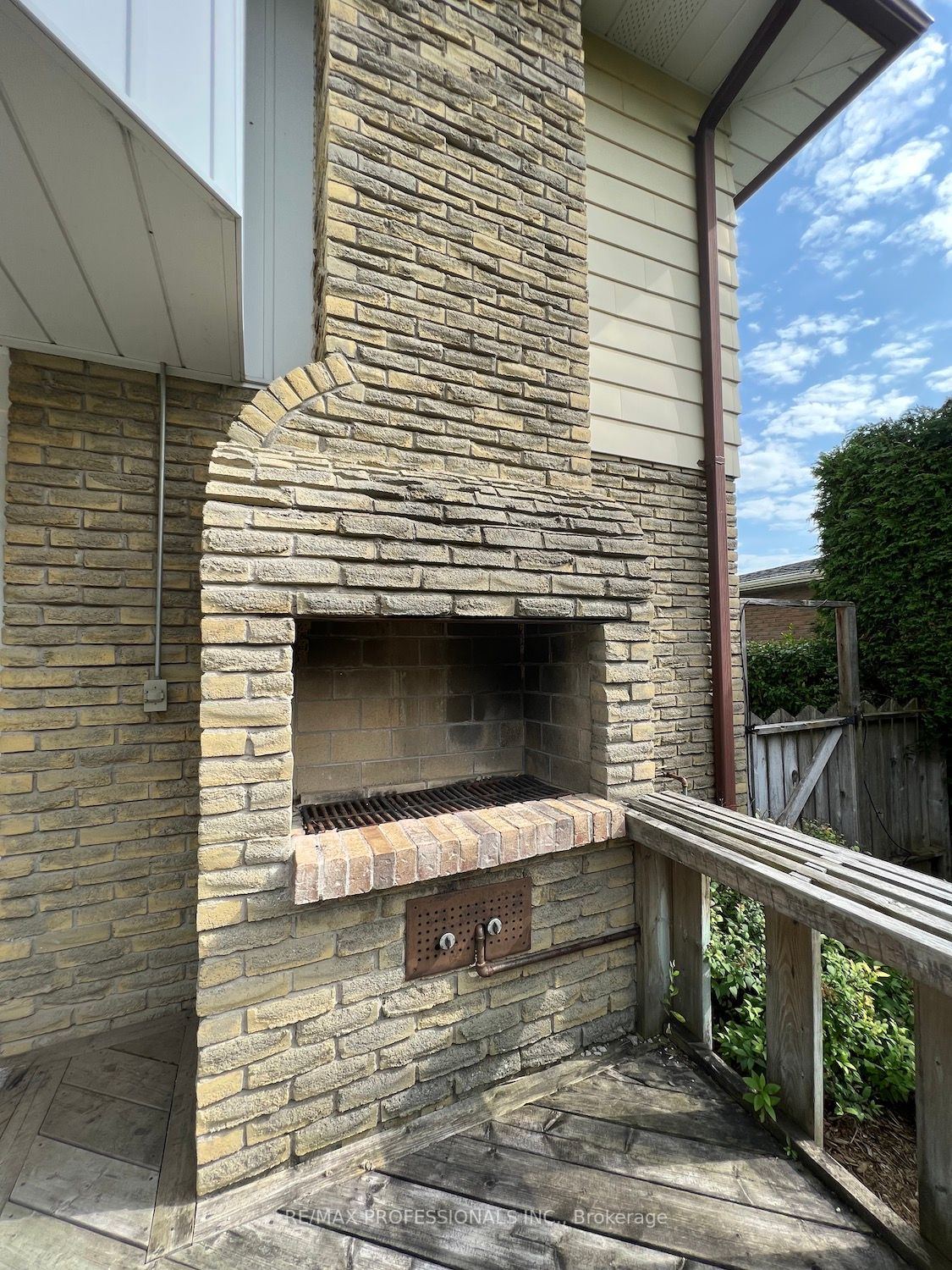 20 Noble Crt