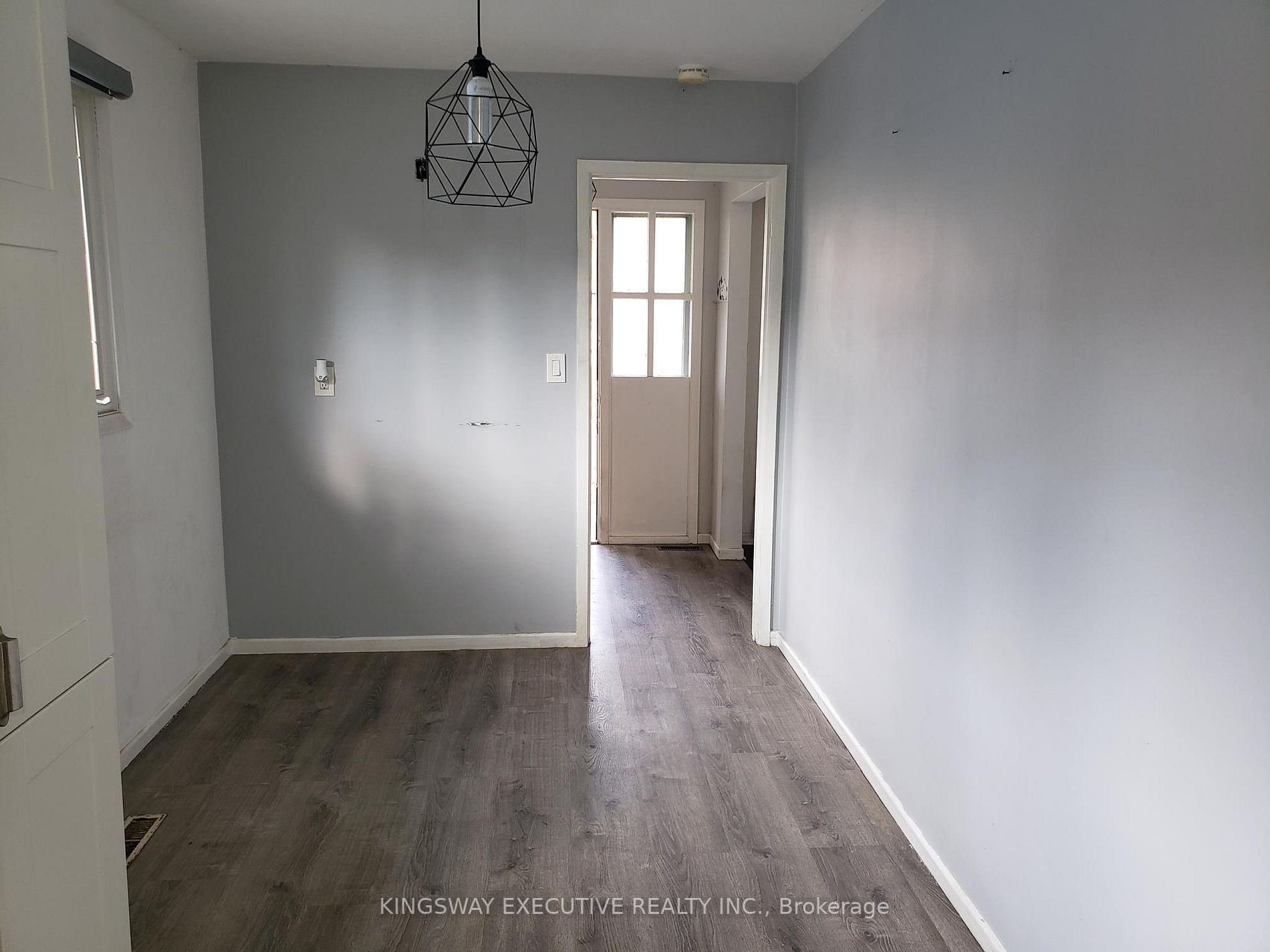 3696 Holden Crescent