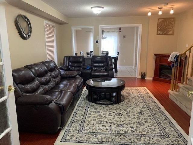 43 Allangrove Dr