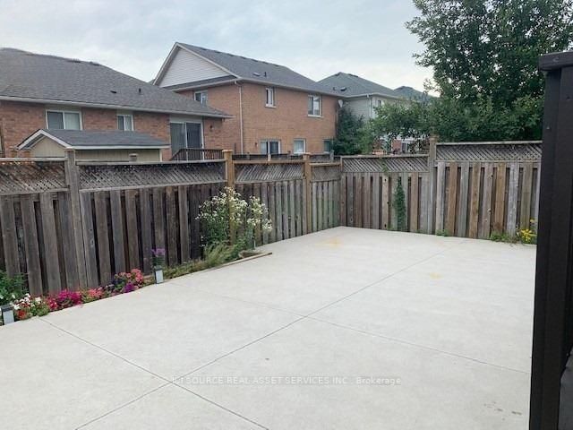 43 Allangrove Dr
