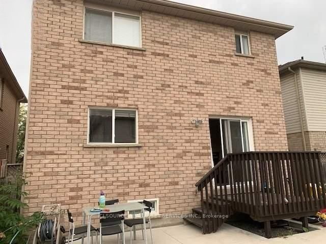 43 Allangrove Dr