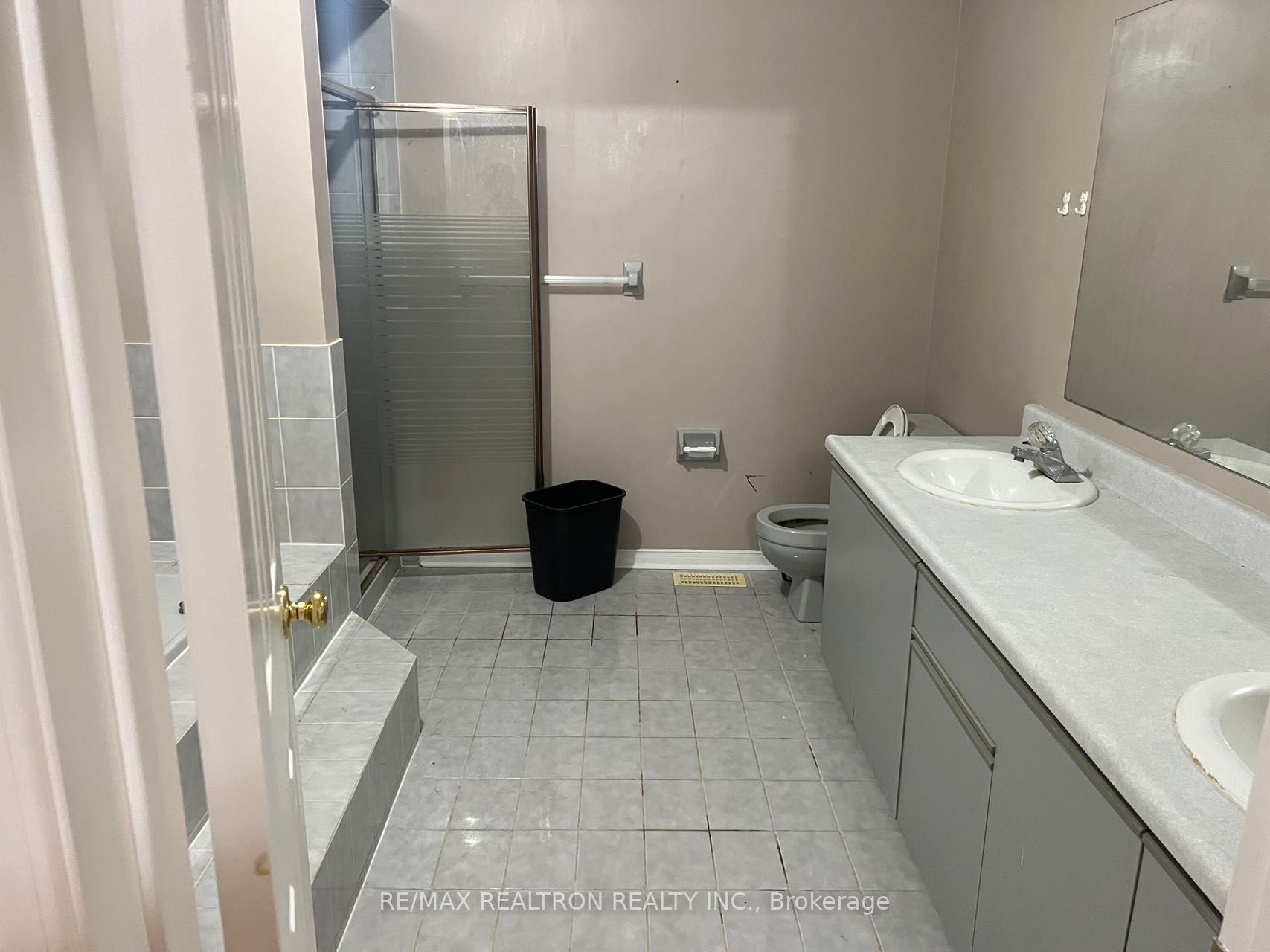 2511 Paula Crt