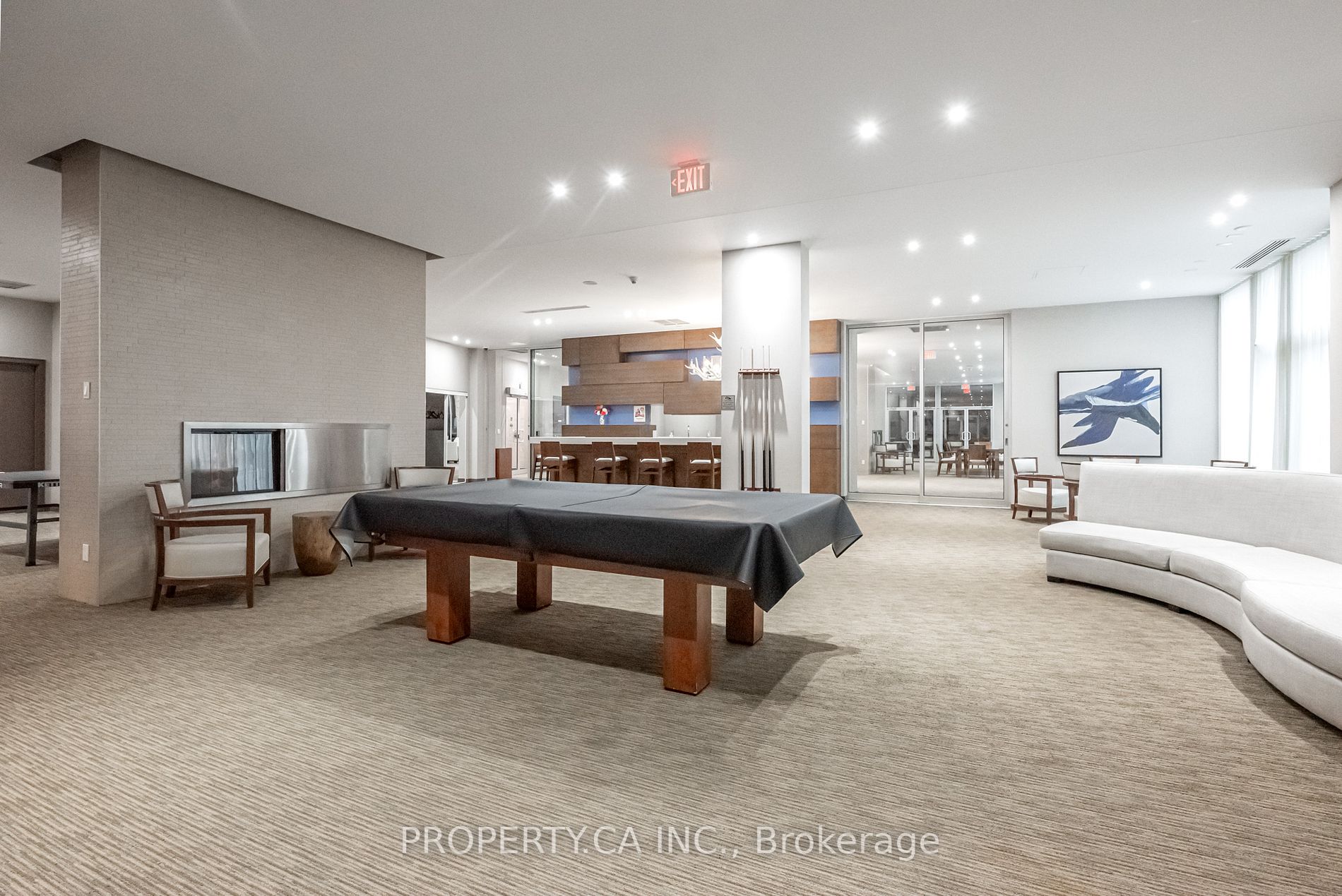 2230 Lake Shore Boulevard W, #204
