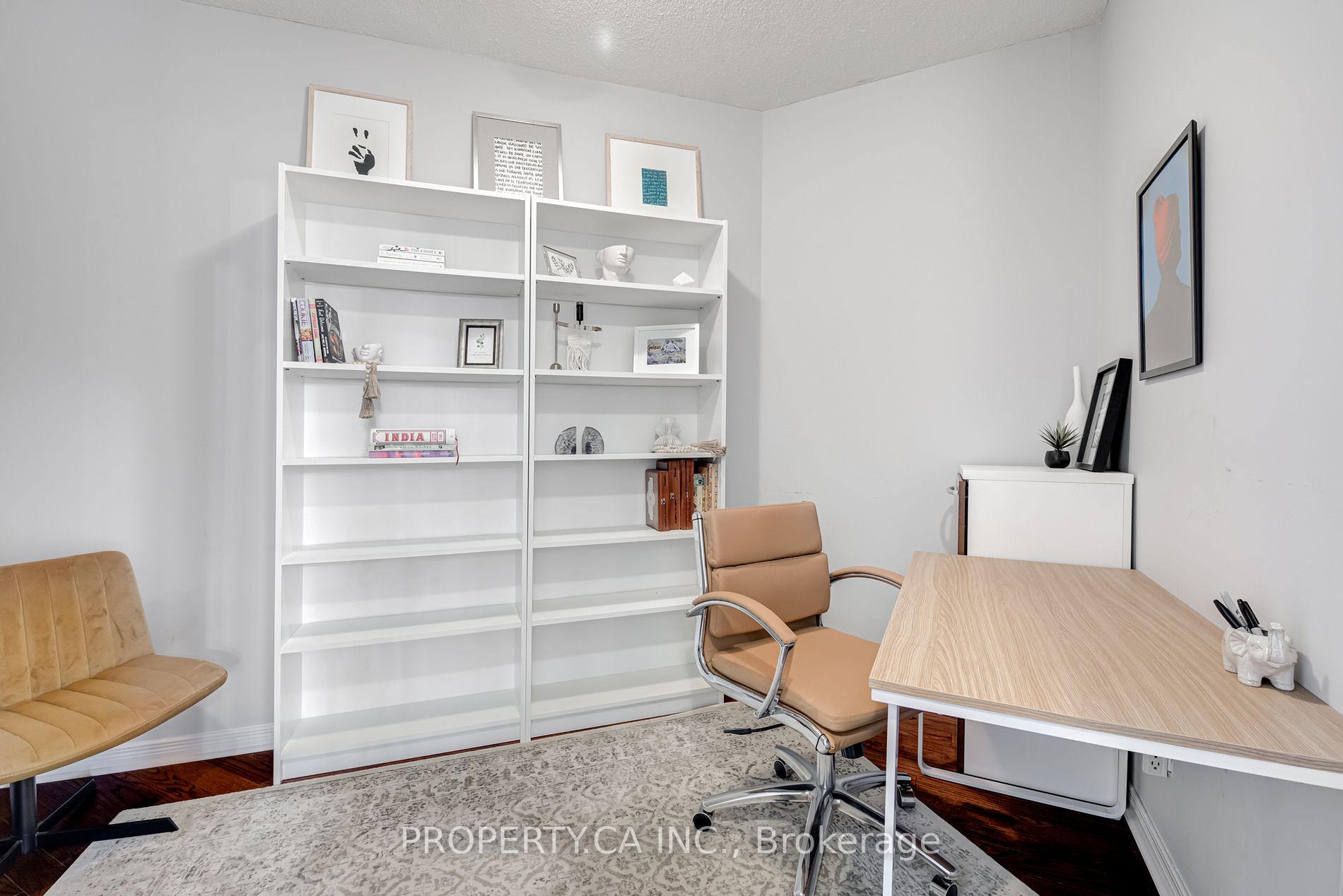 2230 Lake Shore Boulevard W, #204