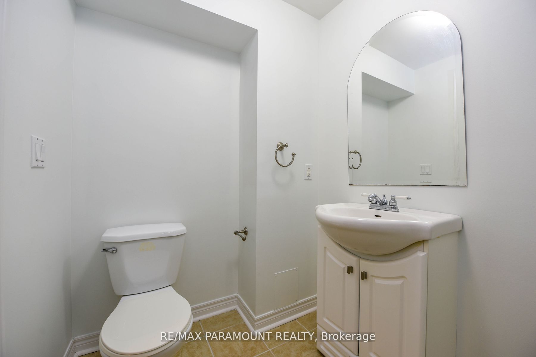 9800 Mclaughlin Rd, #168