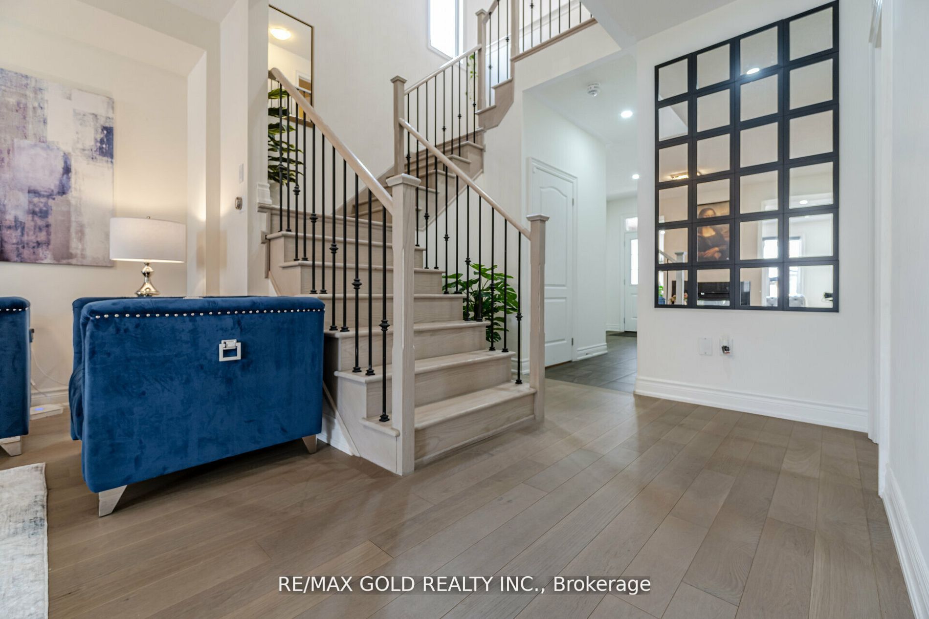 49 Dunley Cres