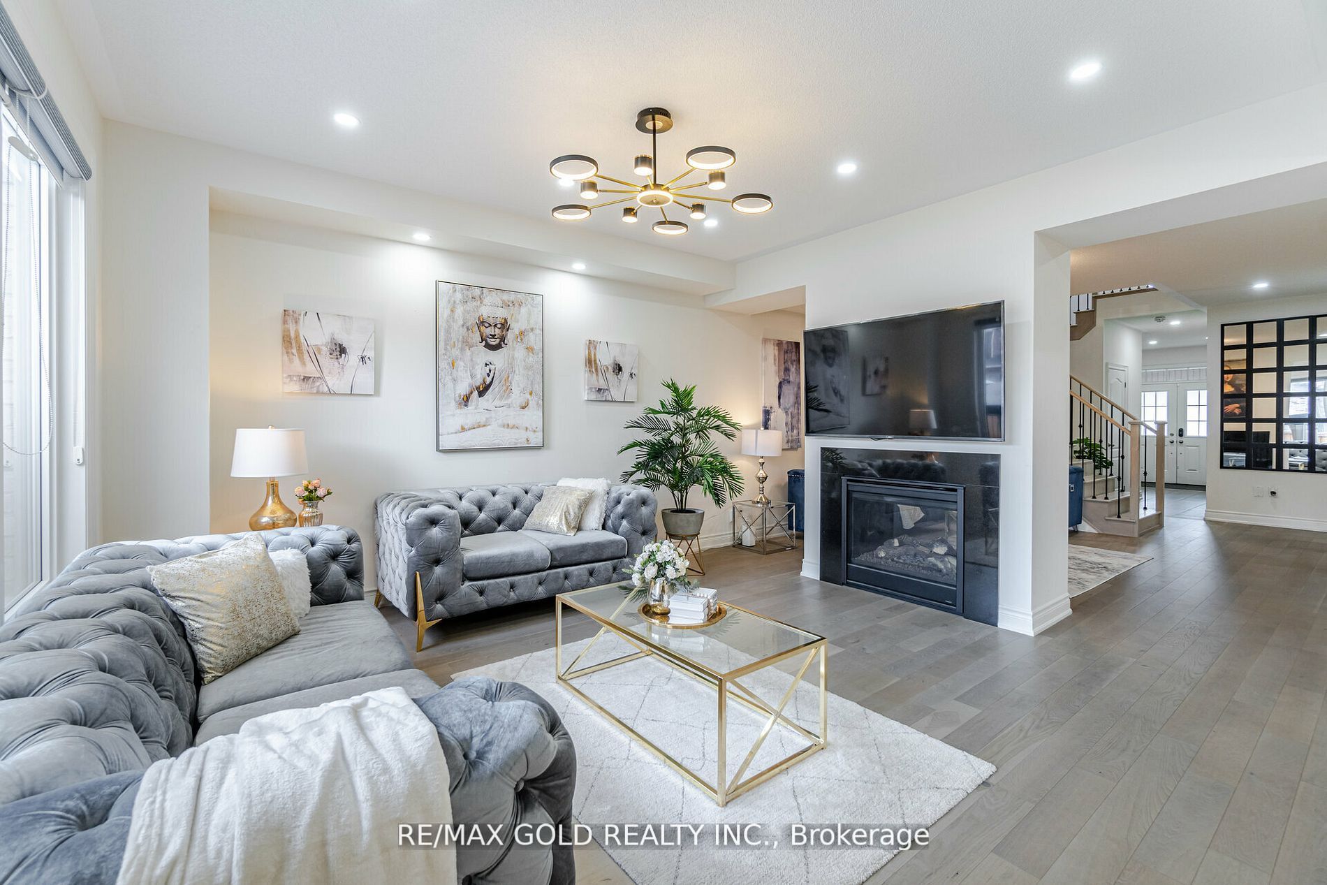 49 Dunley Cres
