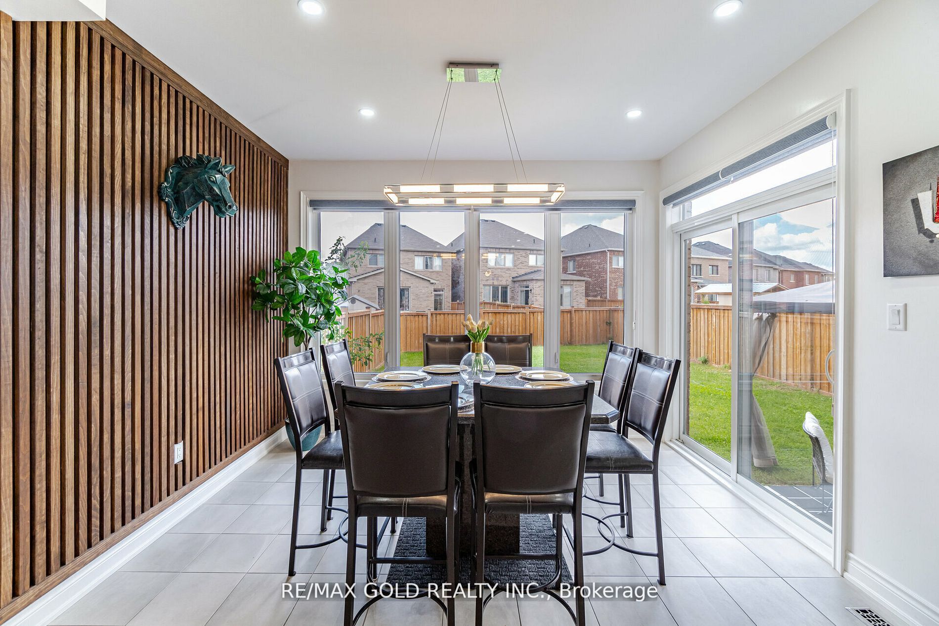 49 Dunley Cres