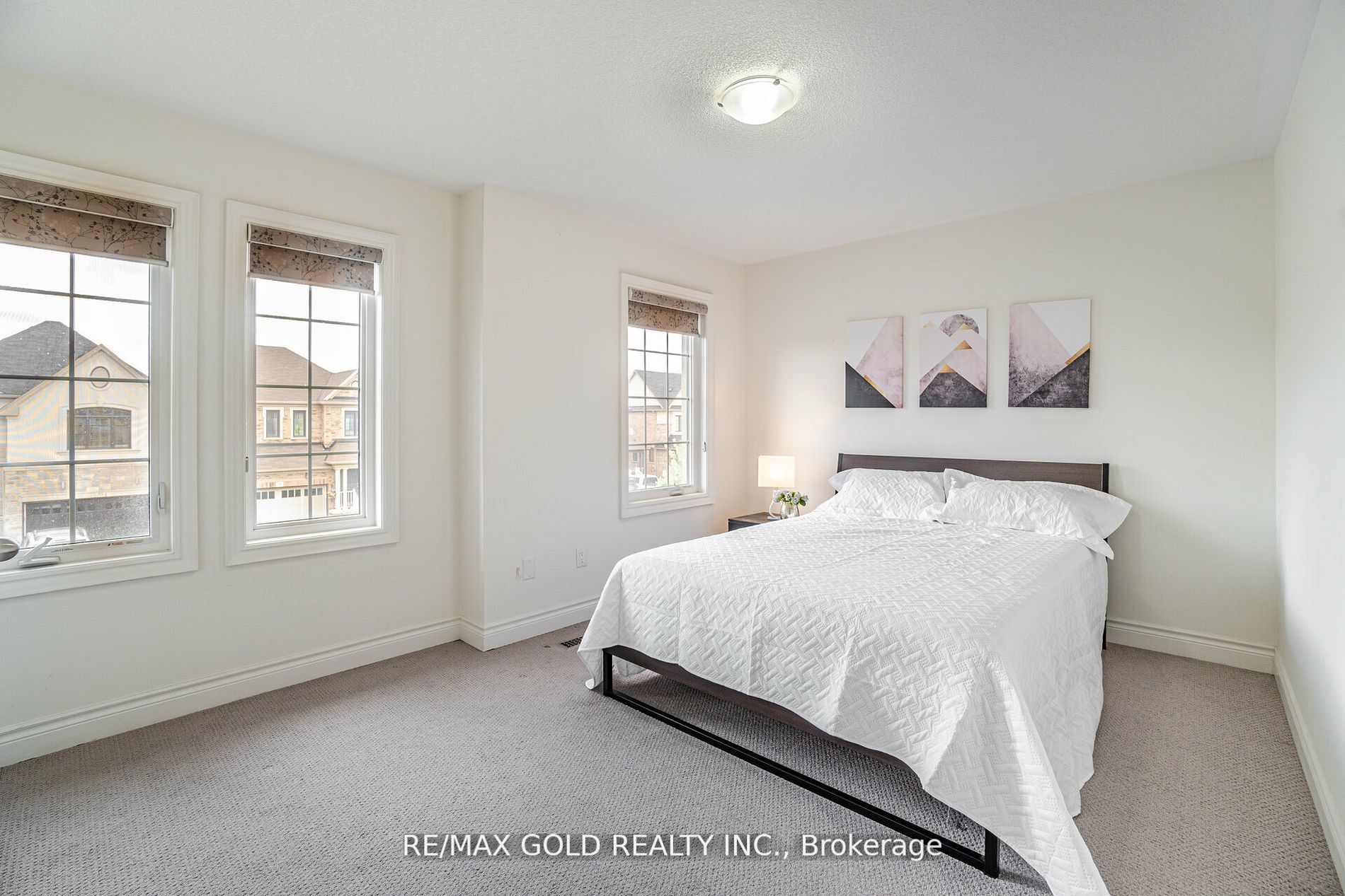 49 Dunley Cres