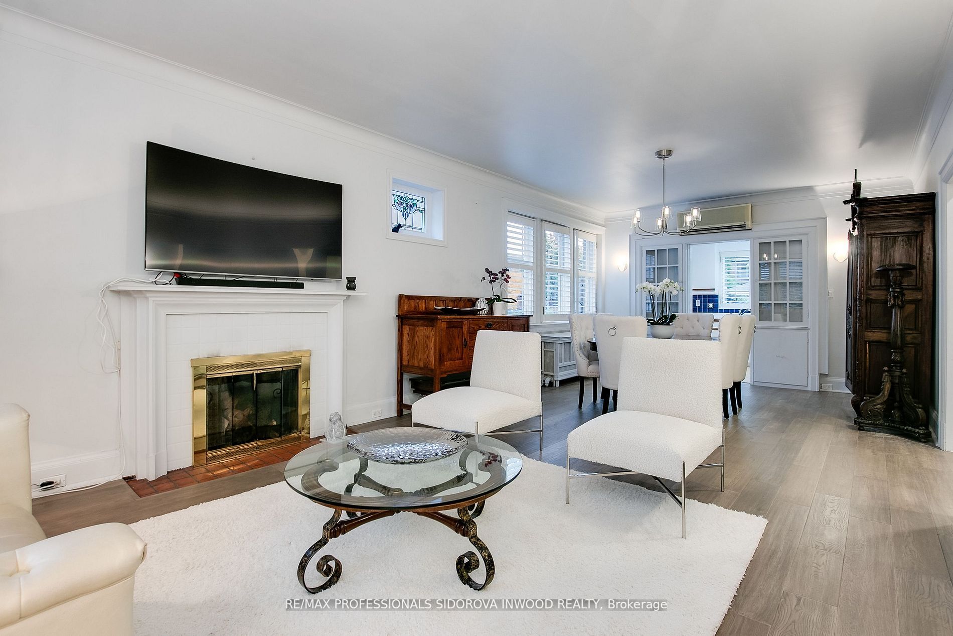 44 High Park Blvd