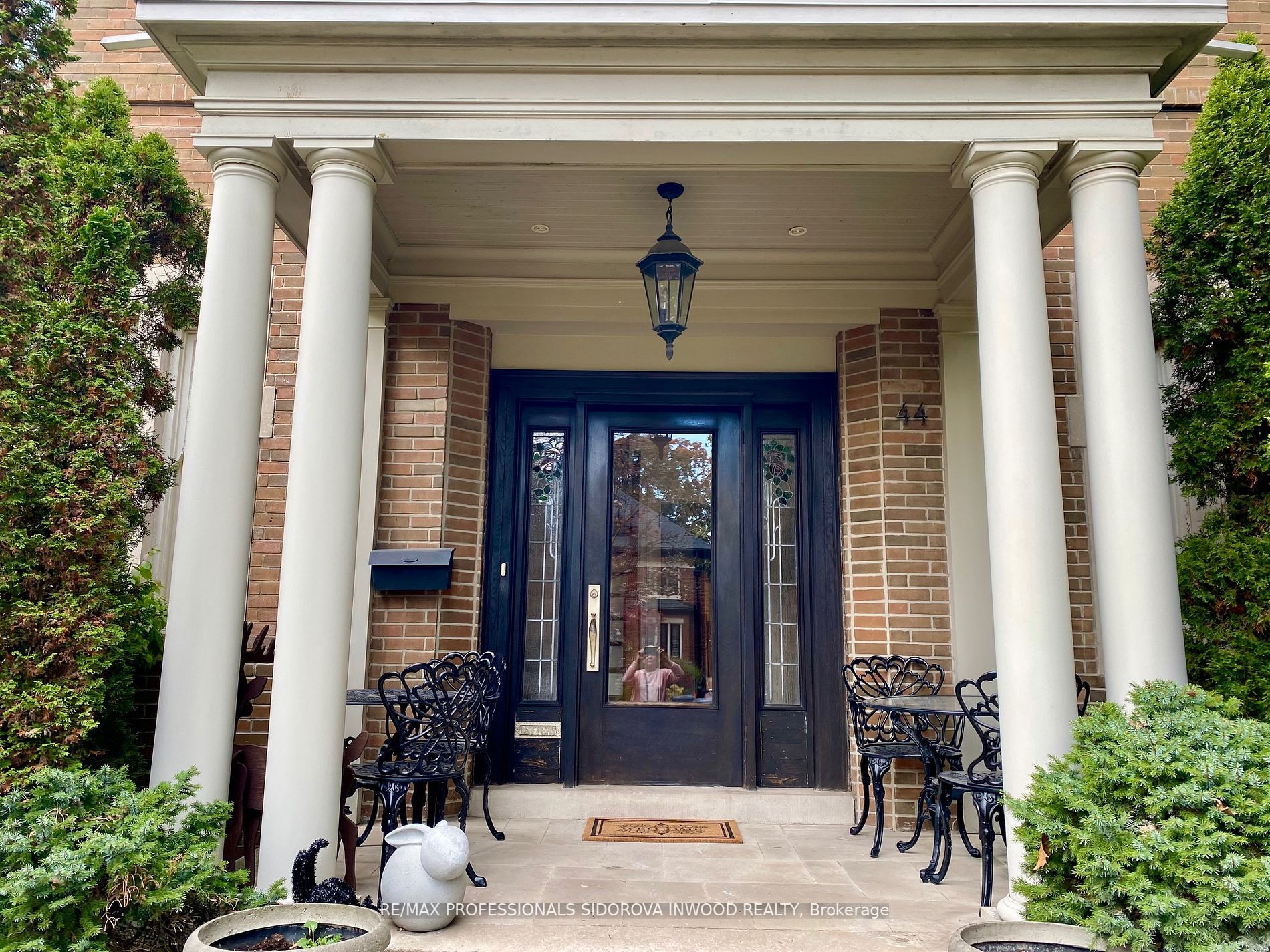 44 High Park Blvd