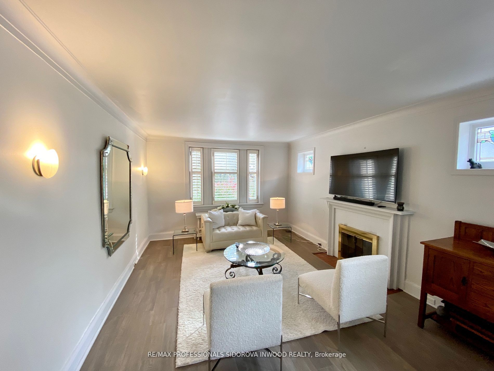 44 High Park Blvd