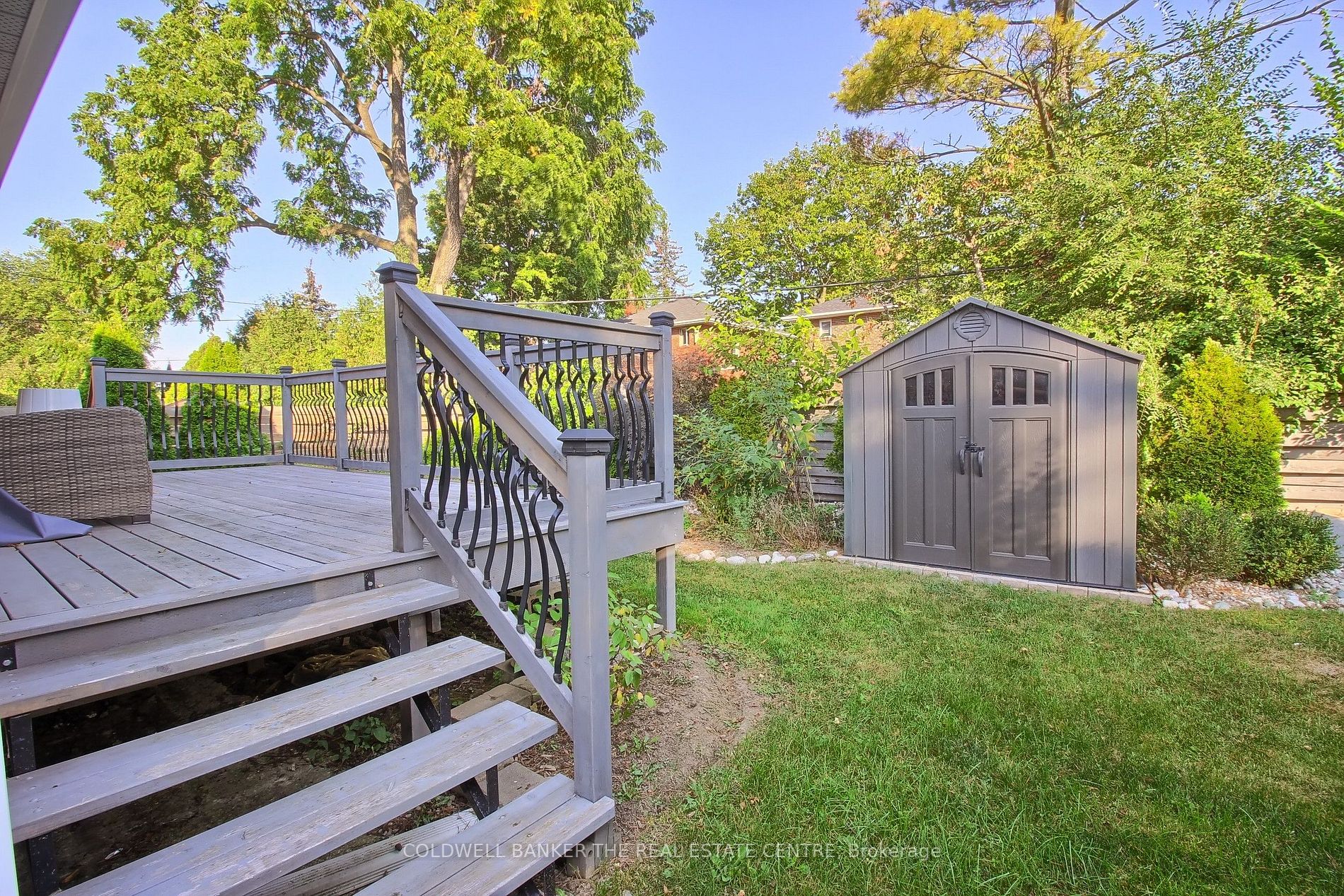 62 Mooreshead Dr