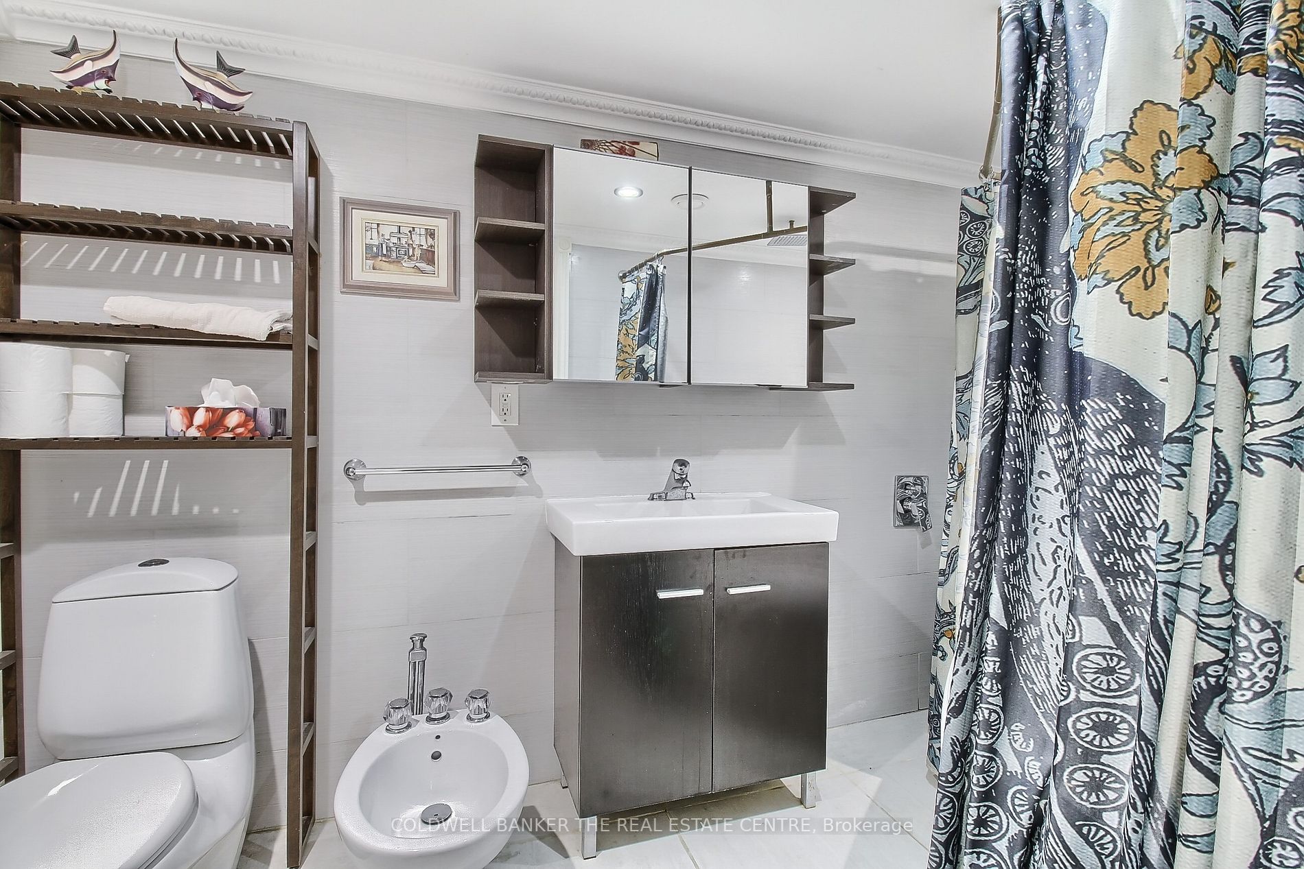 62 Mooreshead Dr