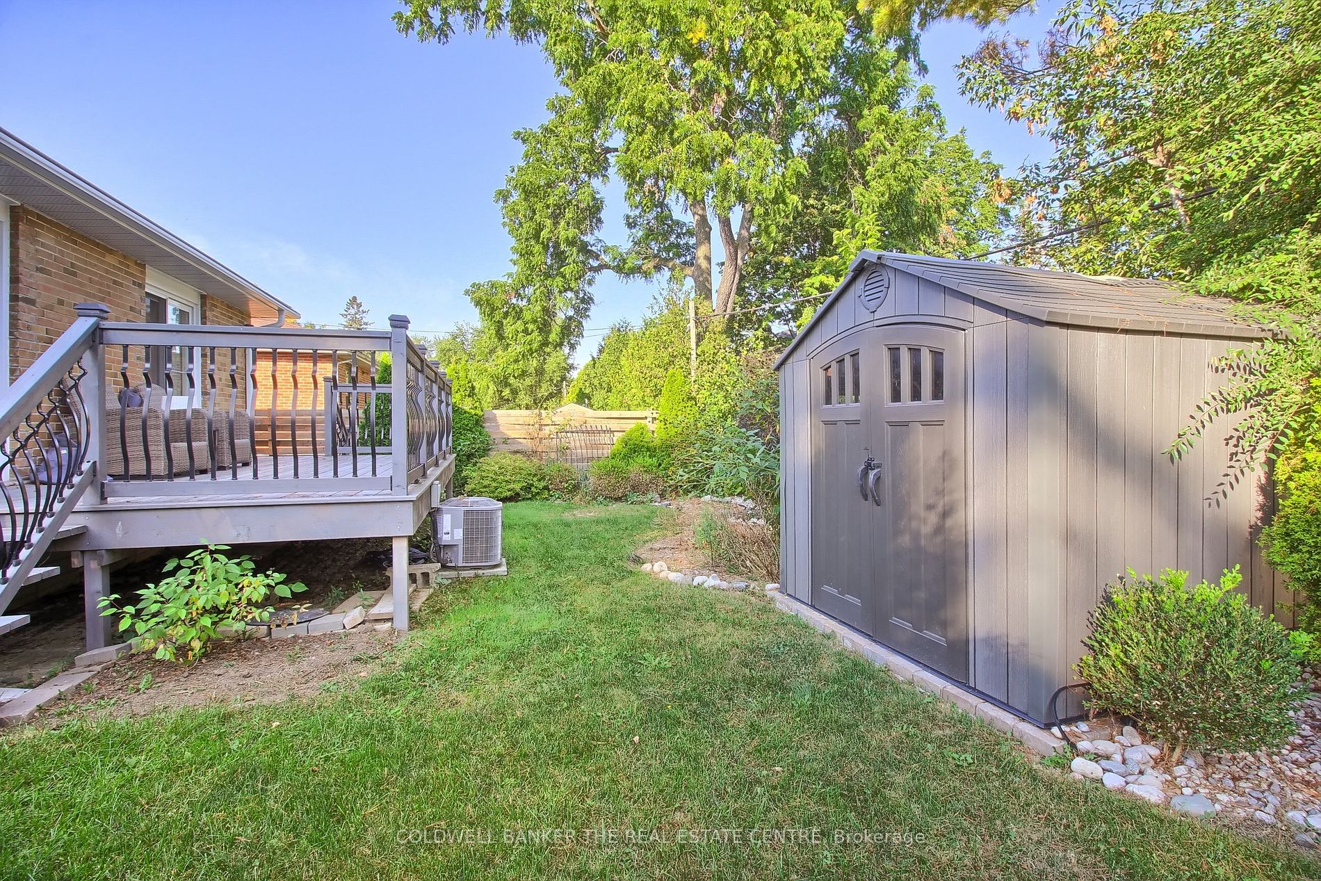 62 Mooreshead Dr