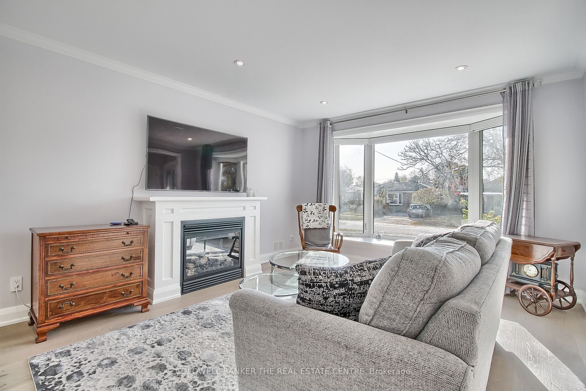 62 Mooreshead Dr