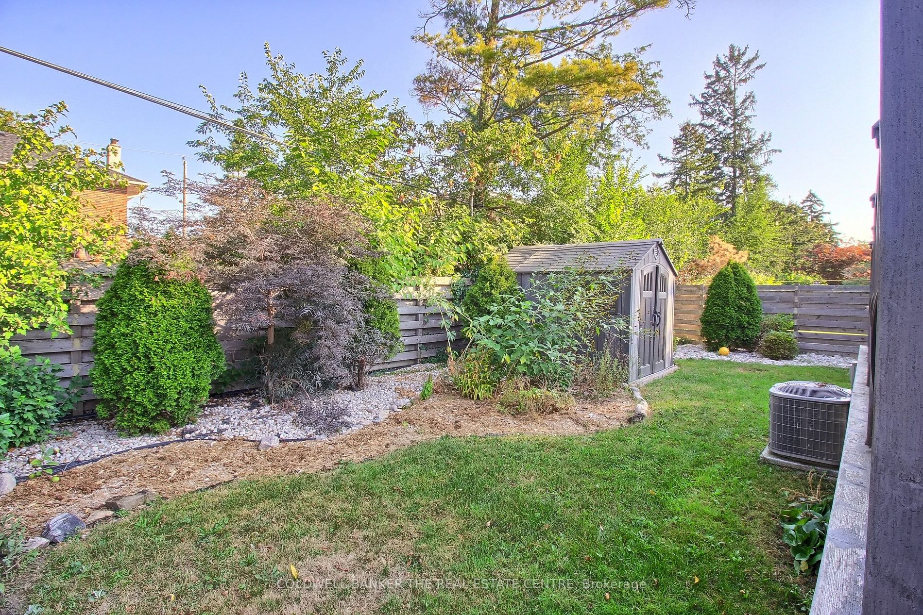 62 Mooreshead Dr