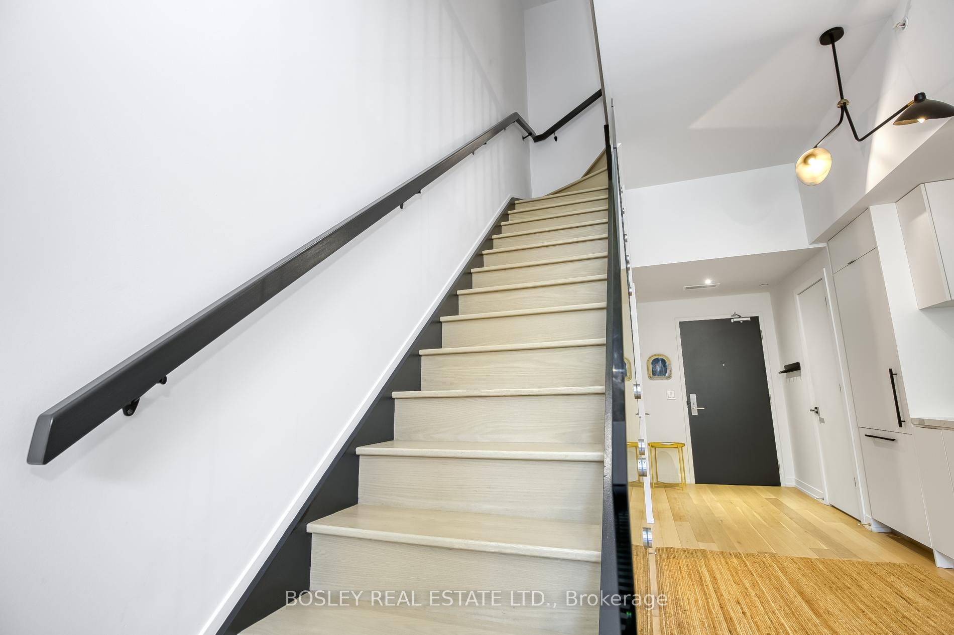 35 Wabash Ave, #108