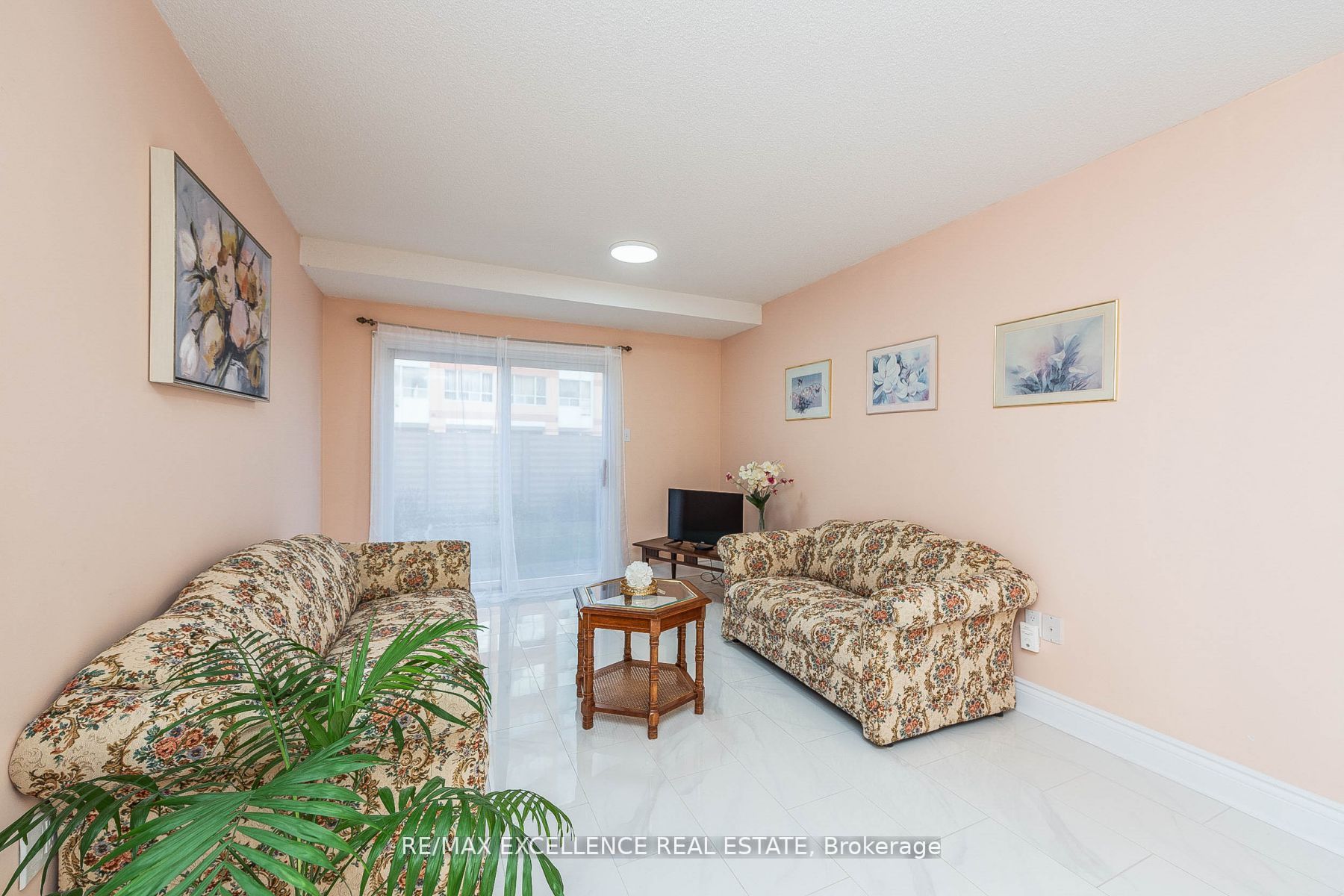 120 Railroad St, #29