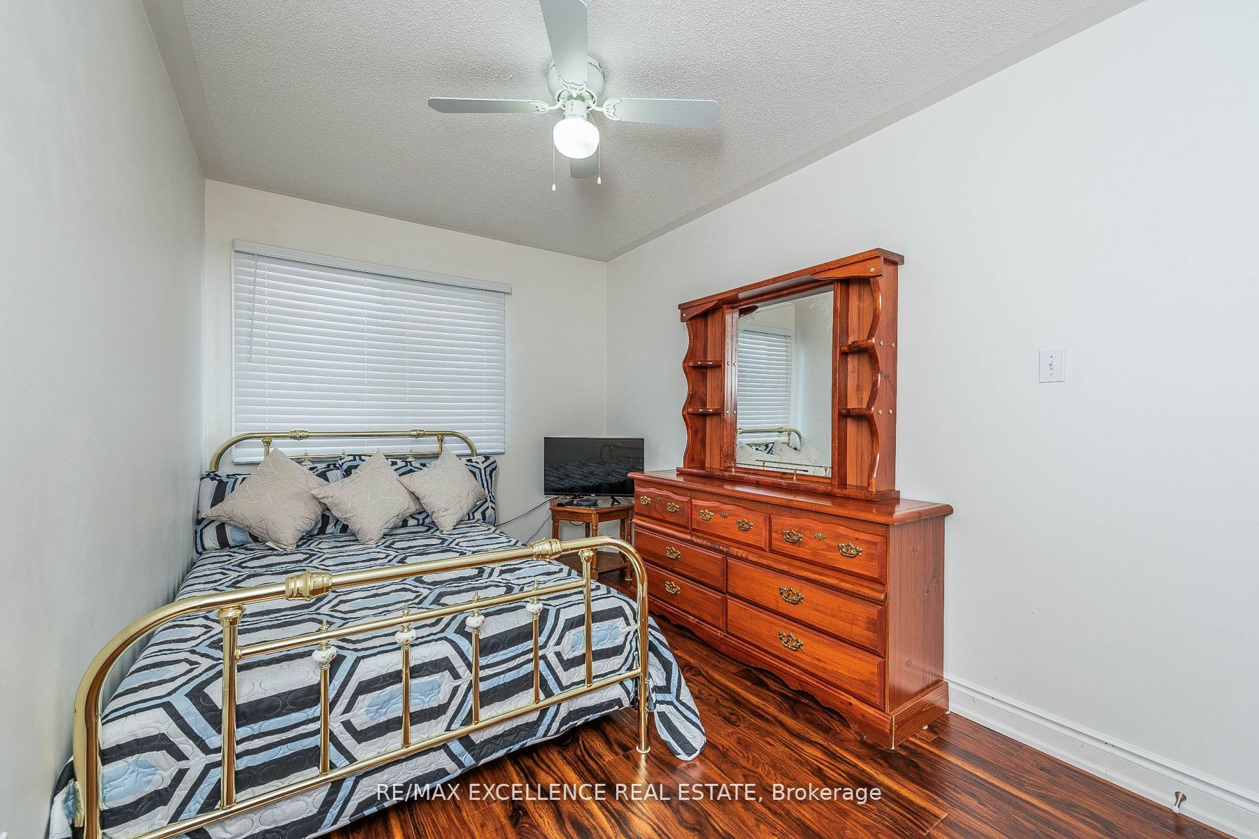 120 Railroad St, #29