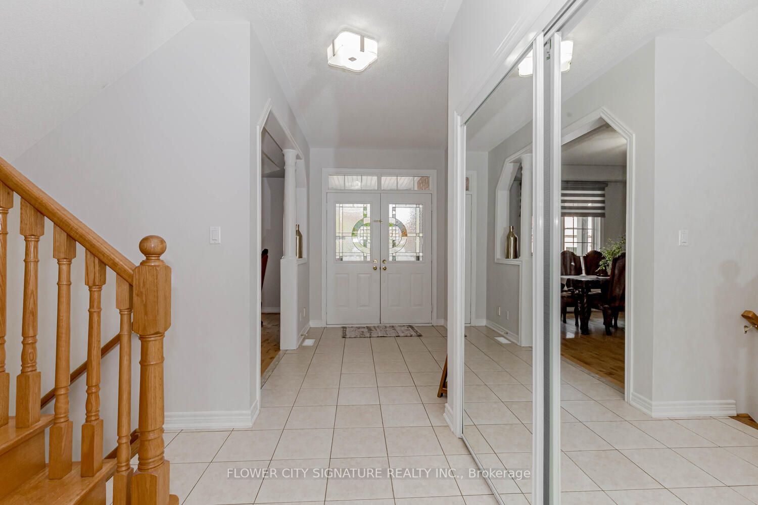 1105 Field Dr