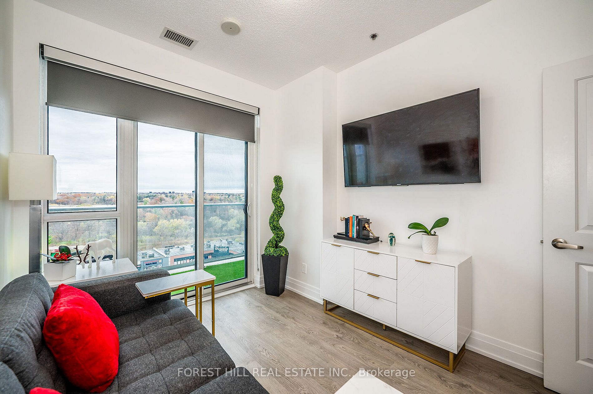 65 Speers Rd, #1003