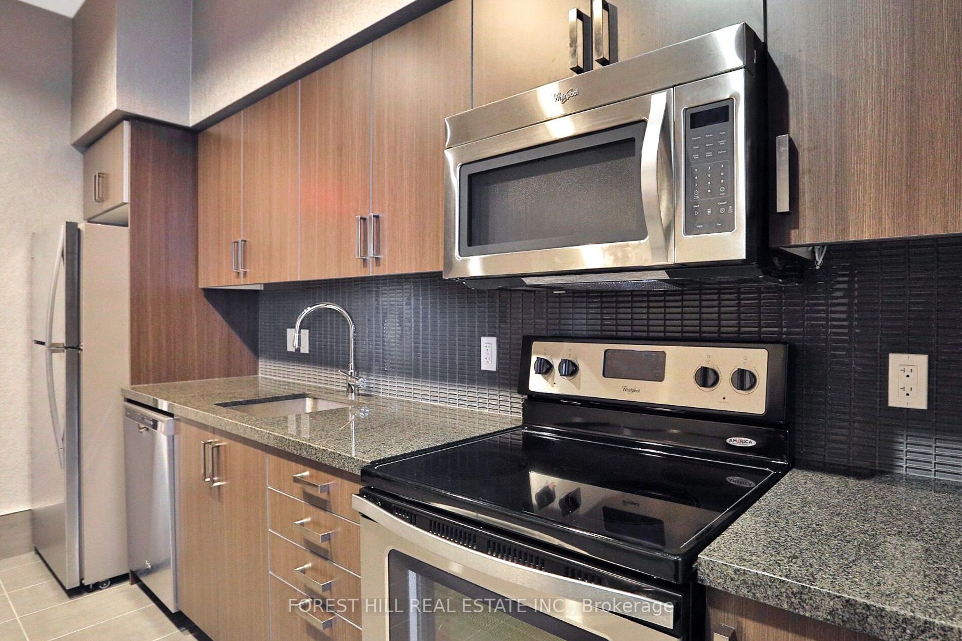 65 Speers Rd, #1003