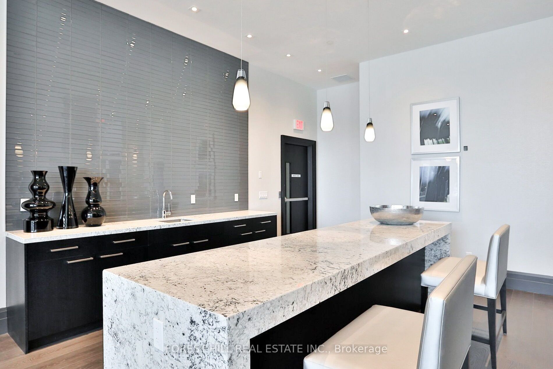 65 Speers Rd, #1003