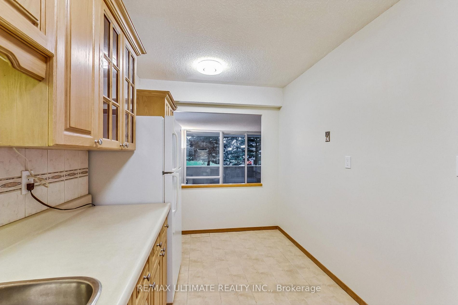 260 Scarlett Rd, #208