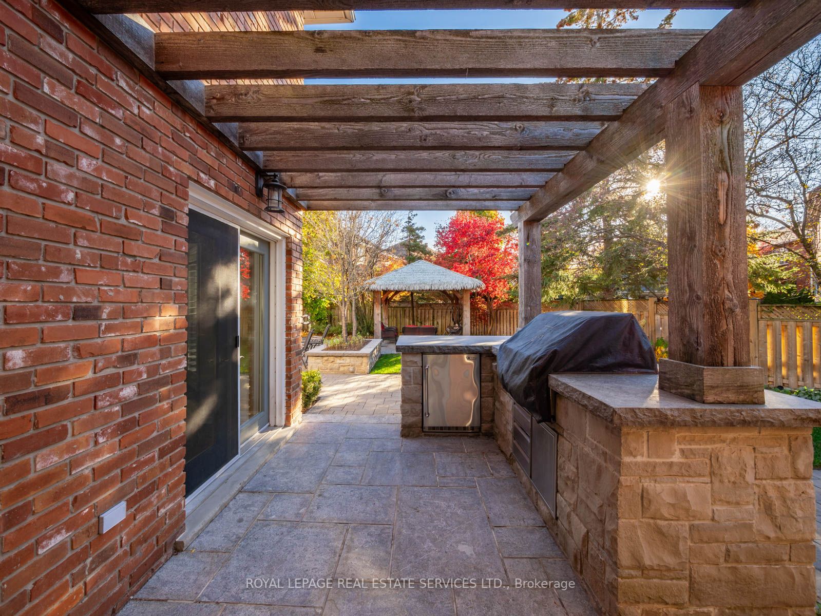 1034 Summit Ridge Dr