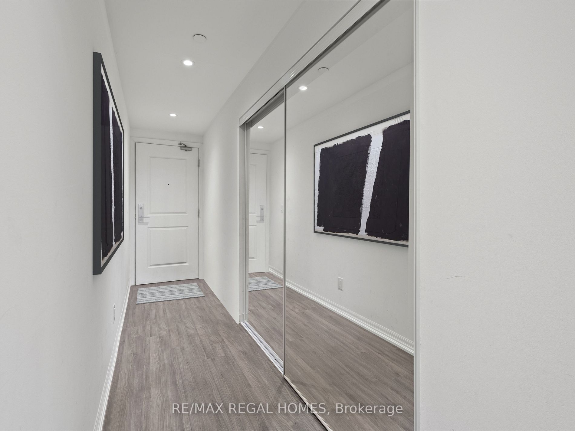 3563 Lake Shore Blvd W, #210