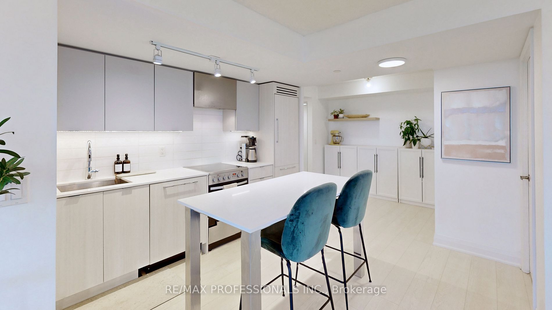 30 Gibbs Rd, #1105