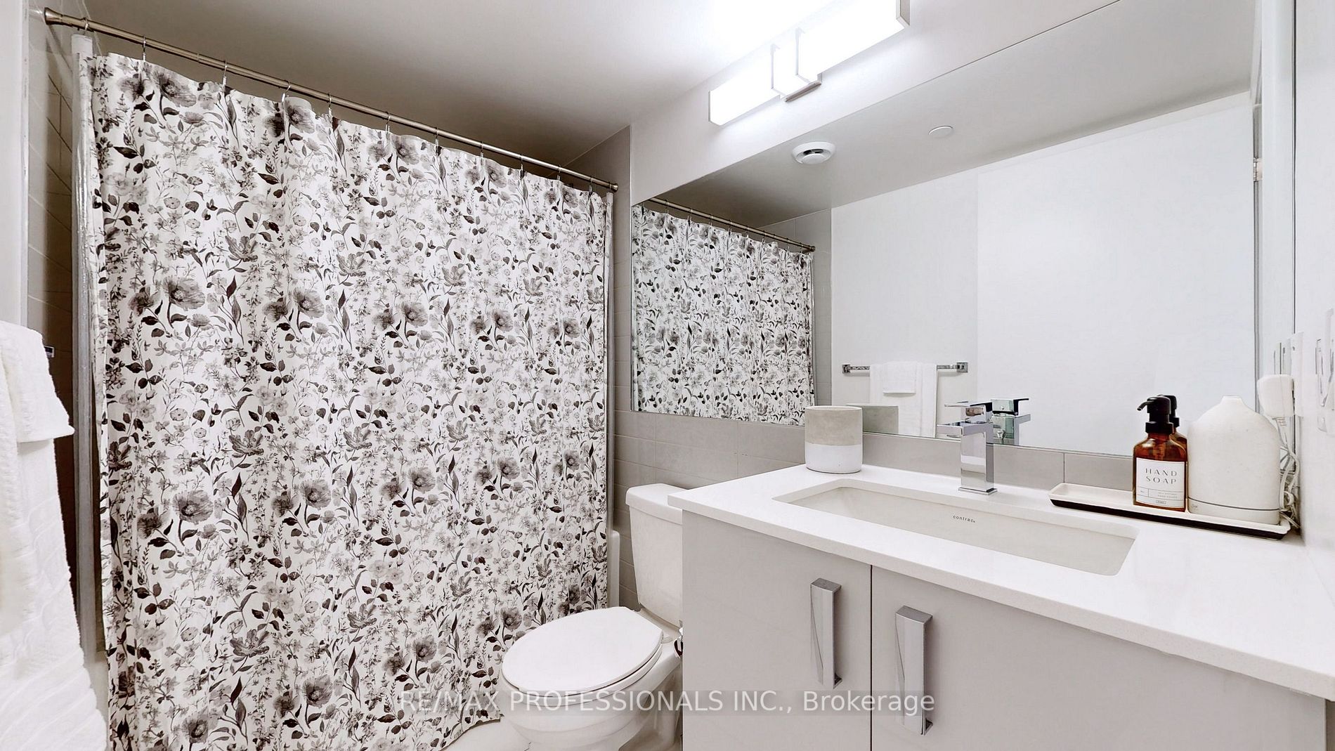 30 Gibbs Rd, #1105