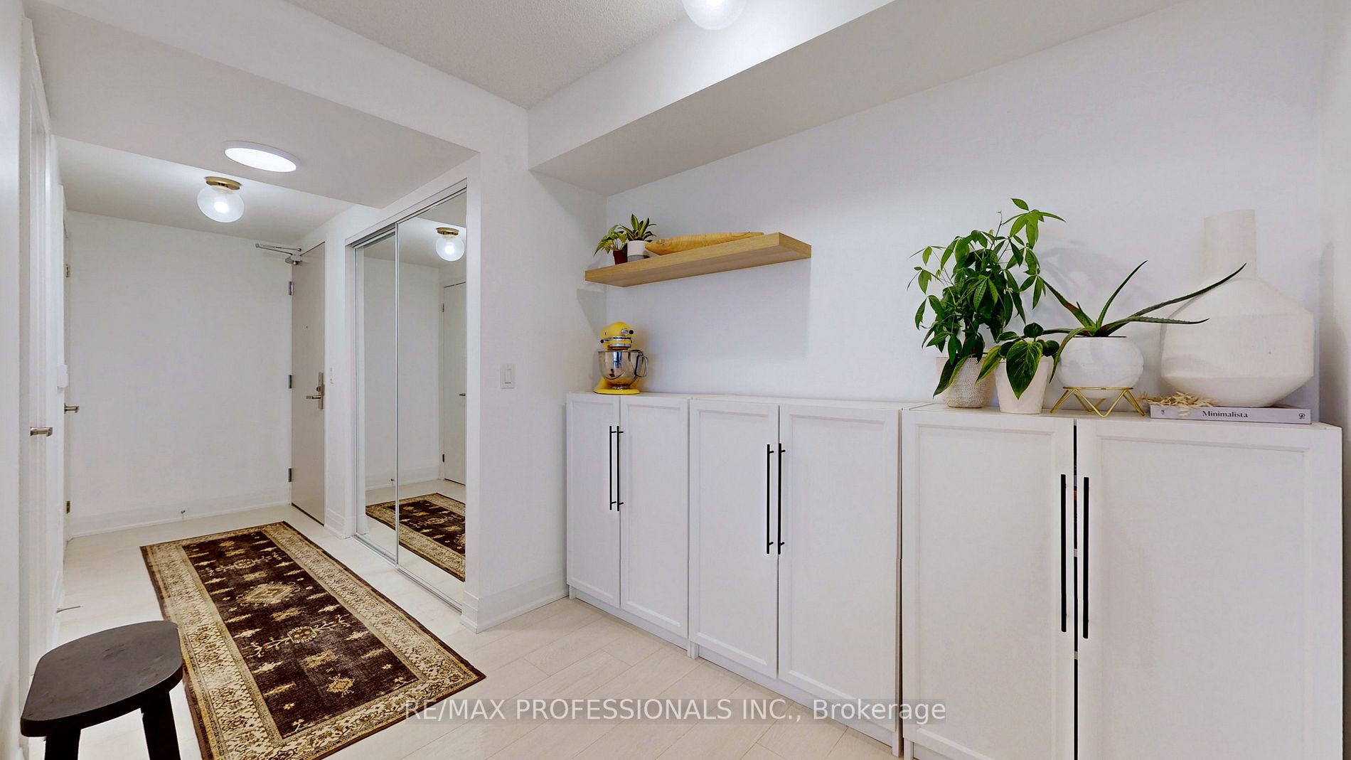30 Gibbs Rd, #1105