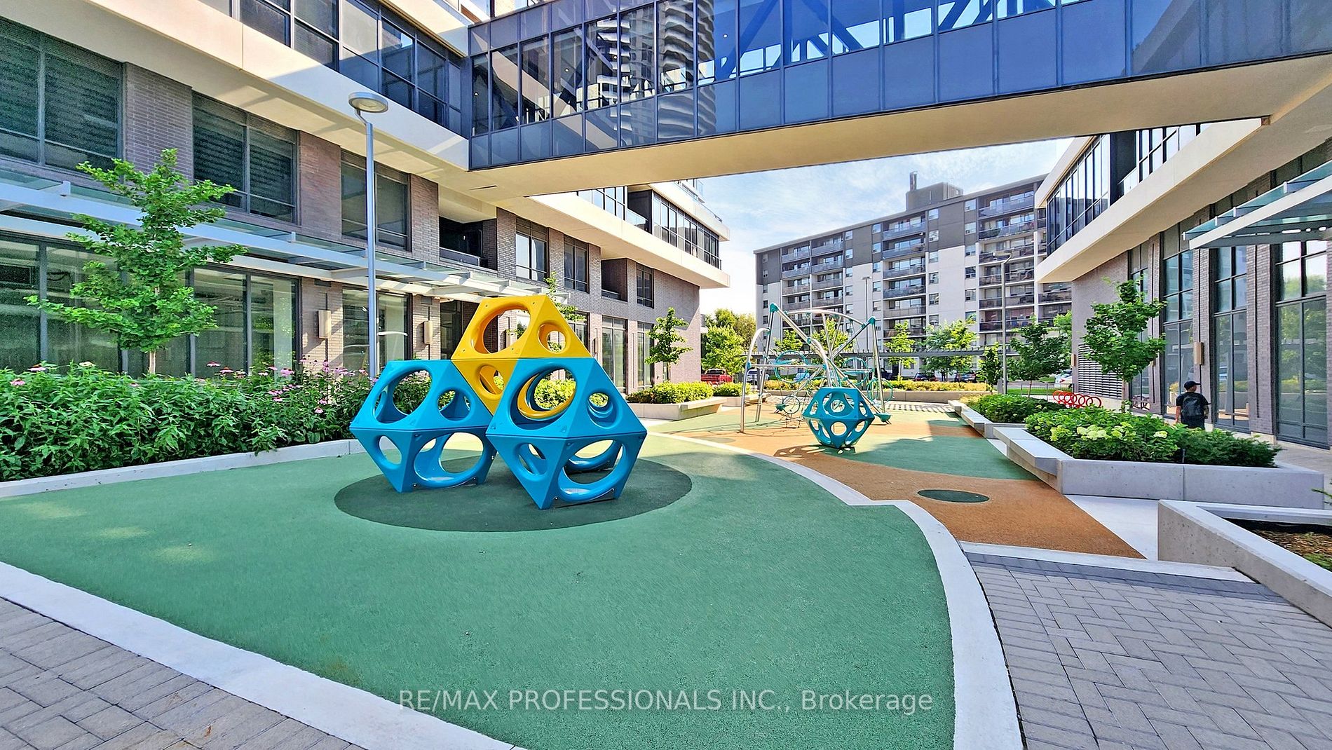30 Gibbs Rd, #1105