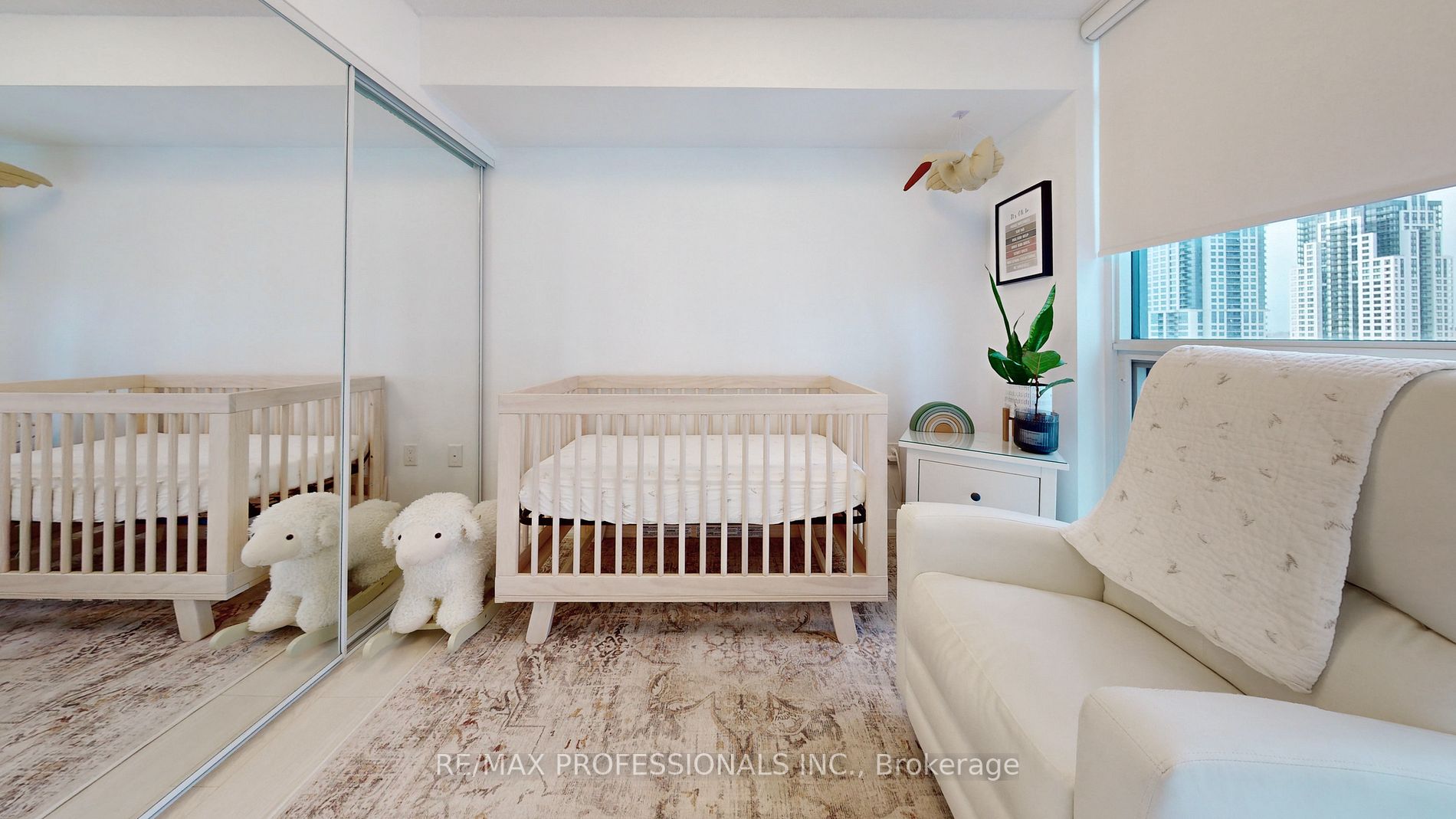 30 Gibbs Rd, #1105