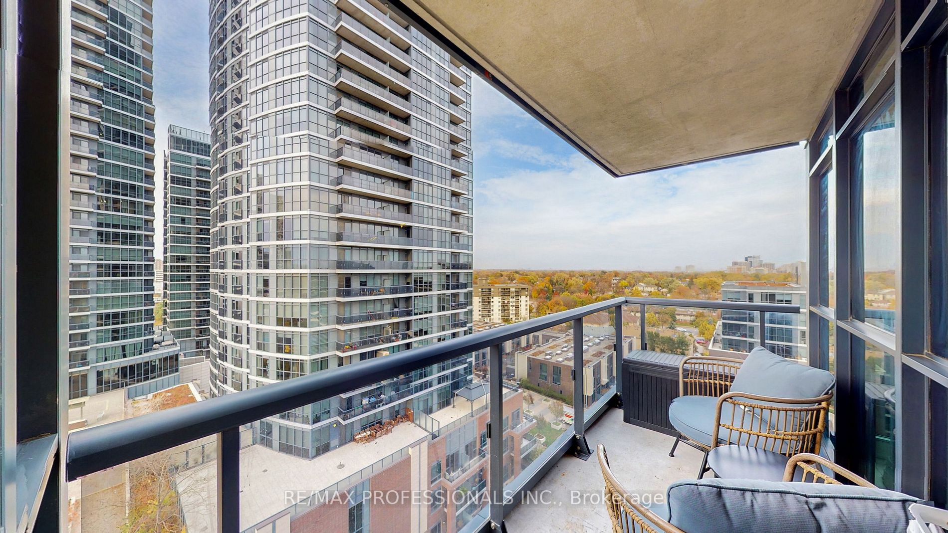 30 Gibbs Rd, #1105