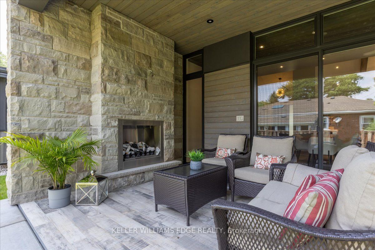 889 Partridge Dr