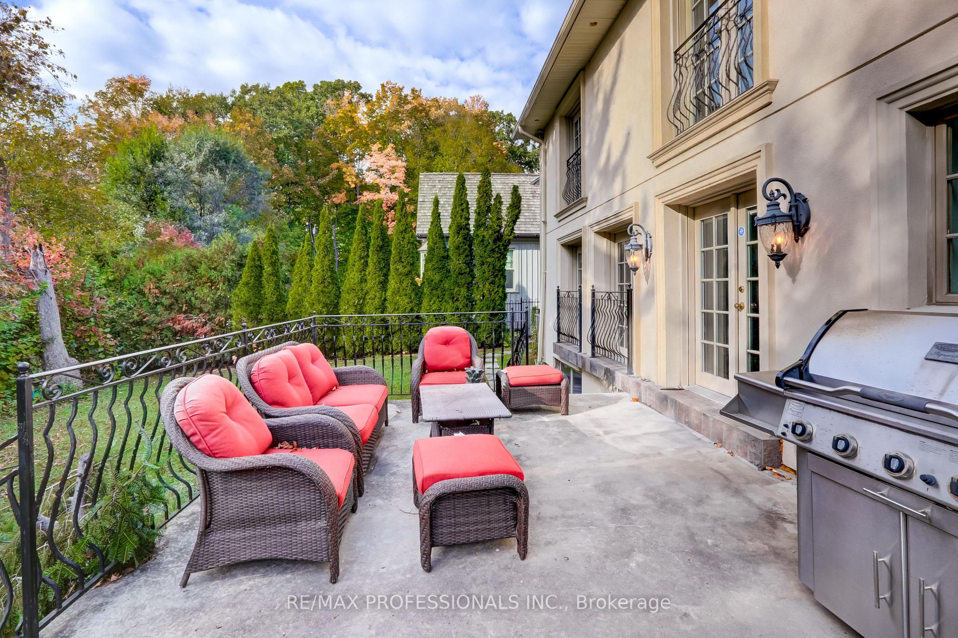 55 Pheasant Lane