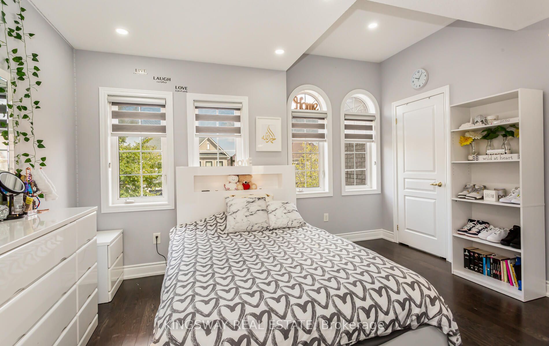 47 Lavallee Cres