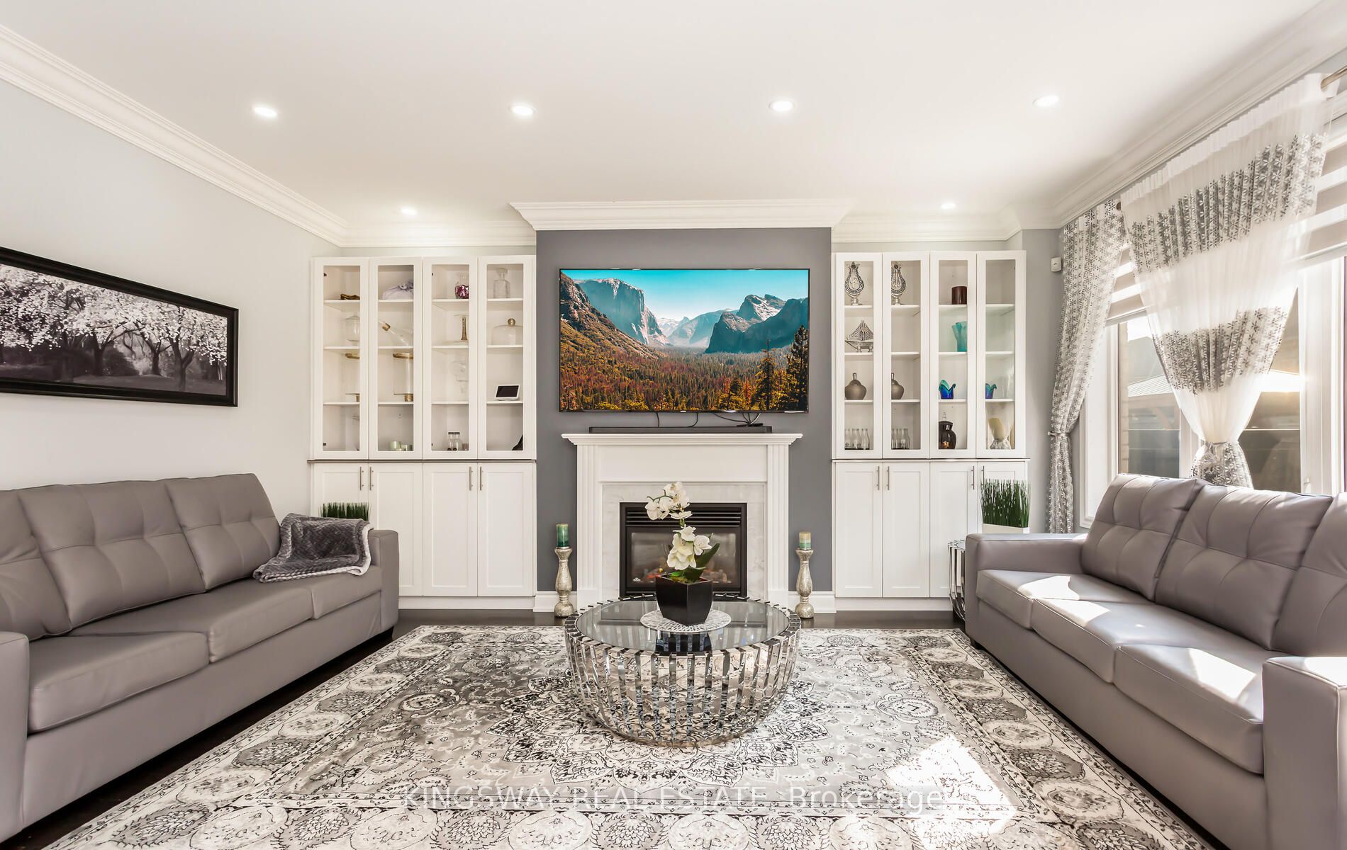 47 Lavallee Cres